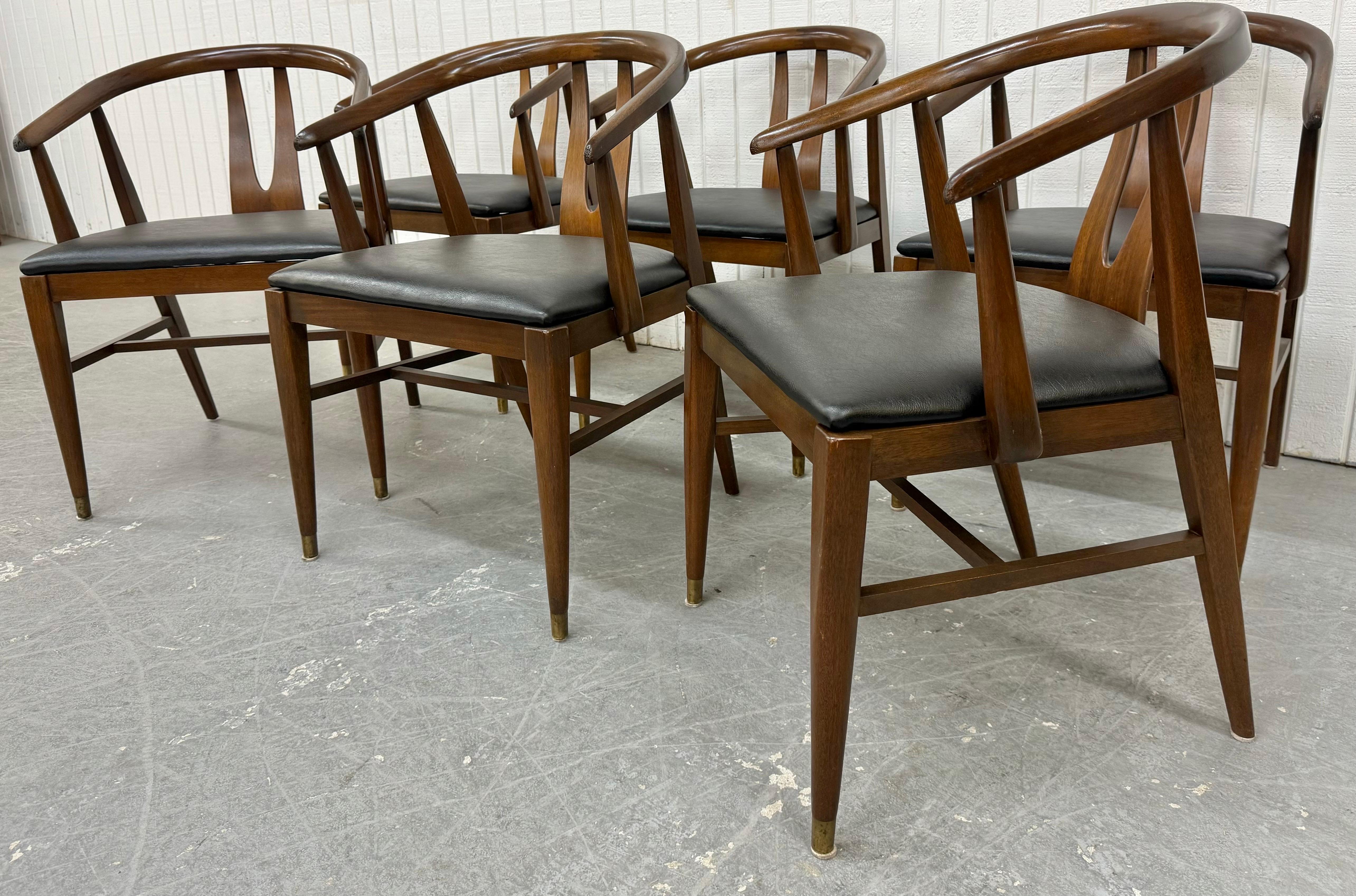 Mid-Century moderno Sedie da pranzo a spina di pesce in legno di noce di metà secolo - Set di 6 in vendita