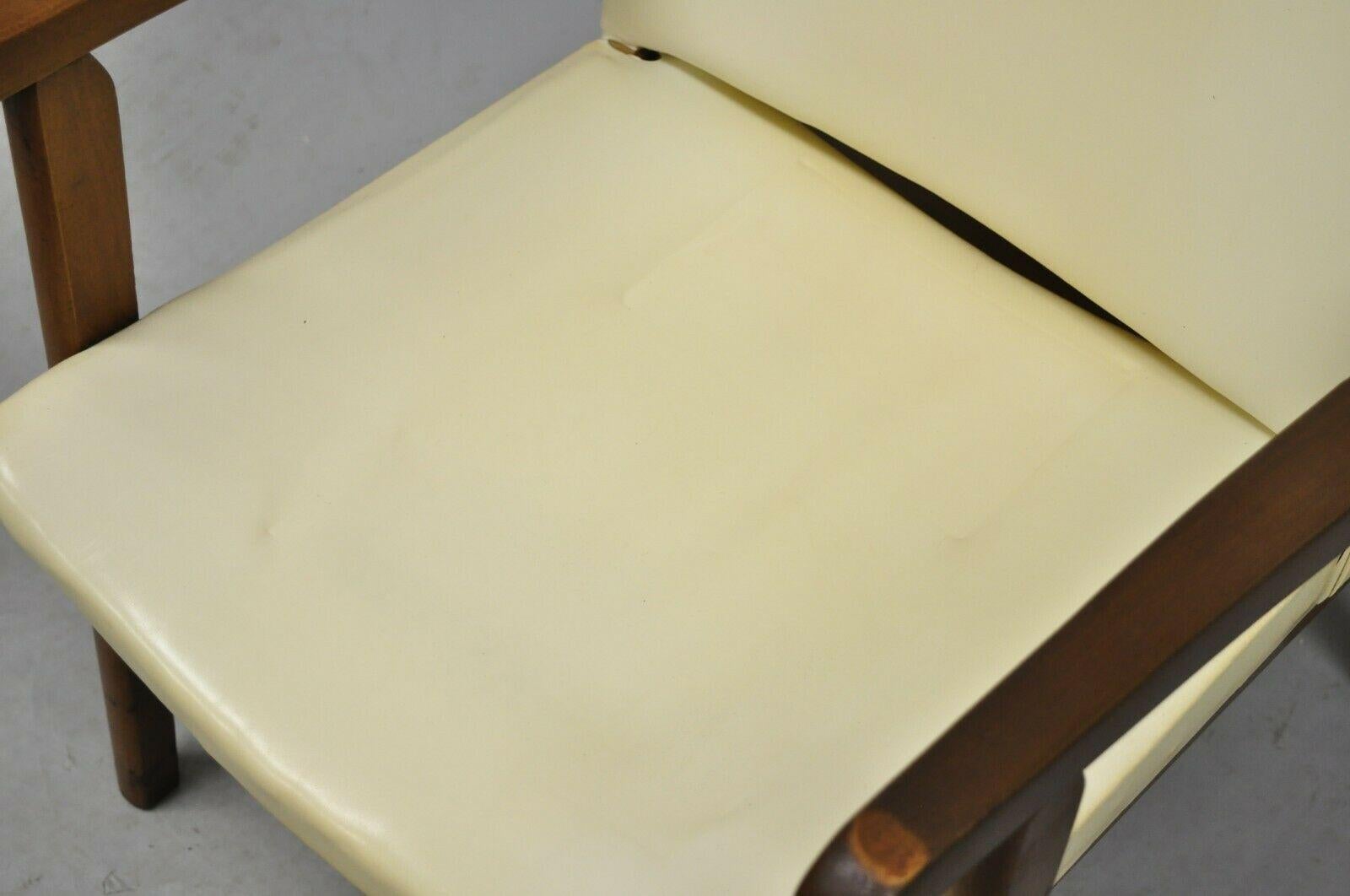 Mid-Century Modern Walnut Wood Frame Vinyl Upholstered Lounge Arm Chair For Sale 1
