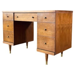 Mid-Century Modern Walnut Writing Desk Mid-Century Modern Walnut Writing Desk
