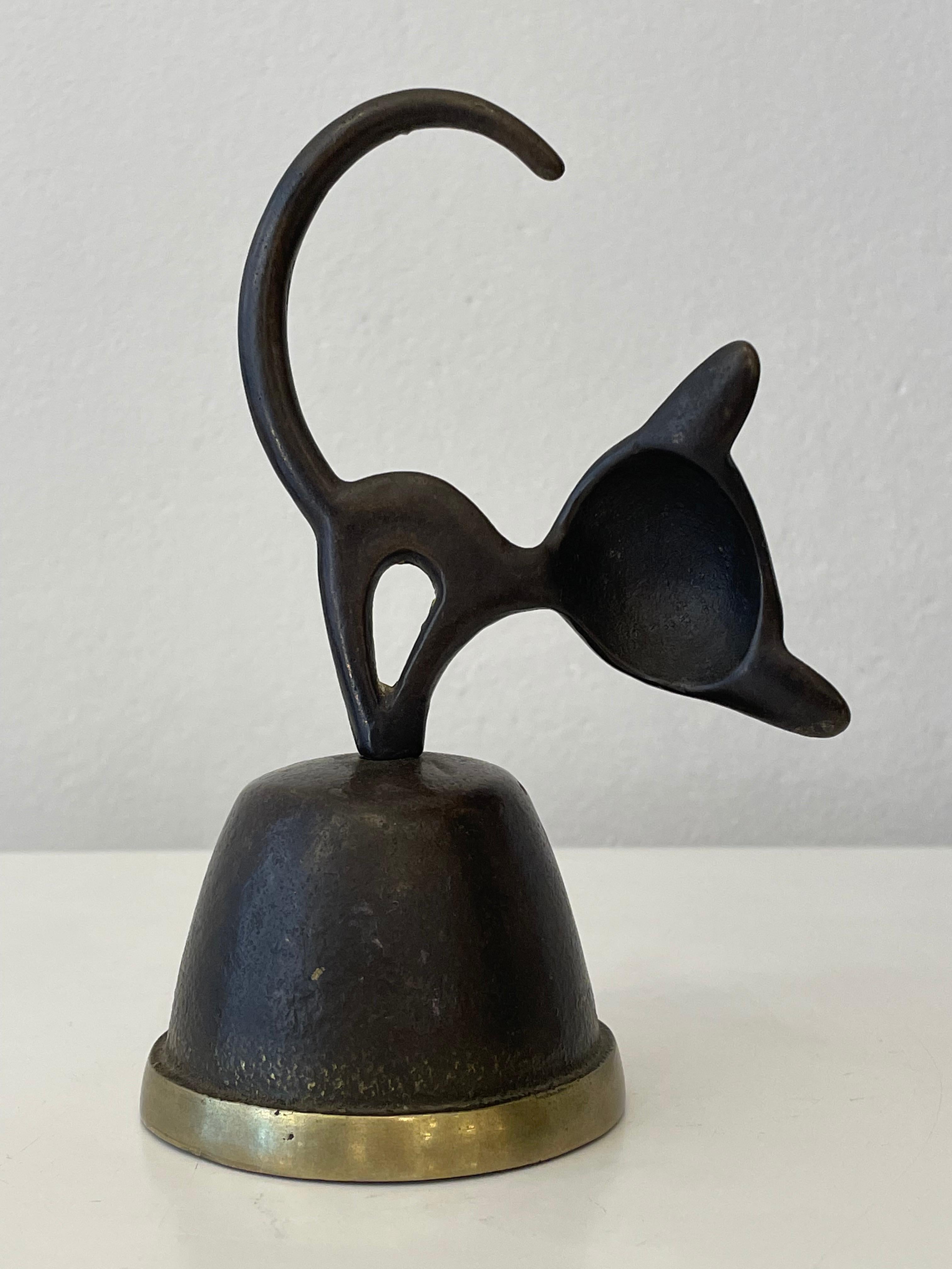 Mid-Century Modern Walter Bosse Cat Dinner Bell in Brass by Hertha Baller, 1950 1