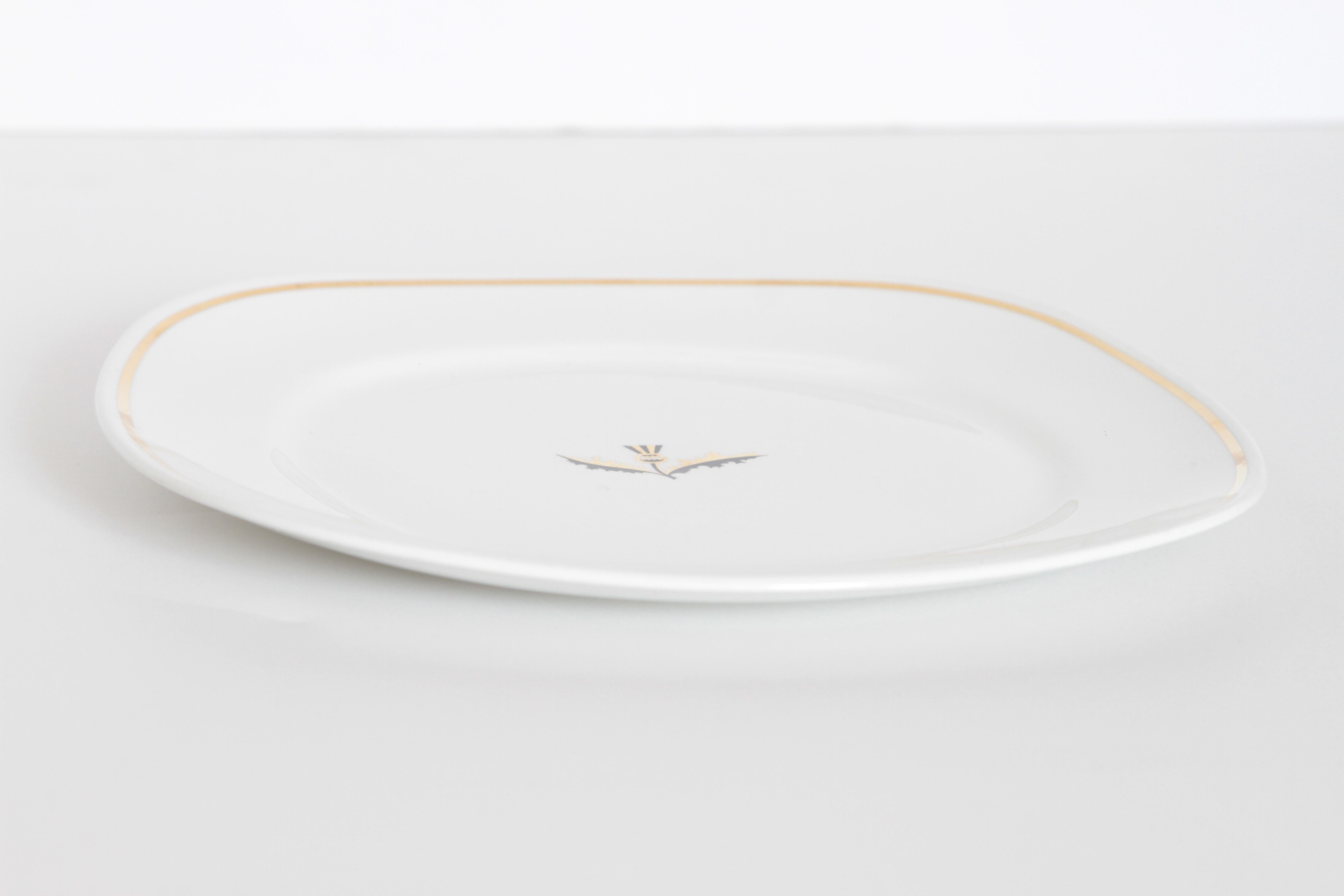 Mid-Century Modern Walter Dorwin Teague Conversation Plate, Taylor Smith Taylor For Sale 1