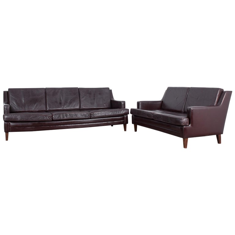 Mid-Century Modern Walter Knoll Leather Sofas, Set of Two For Sale at  1stDibs