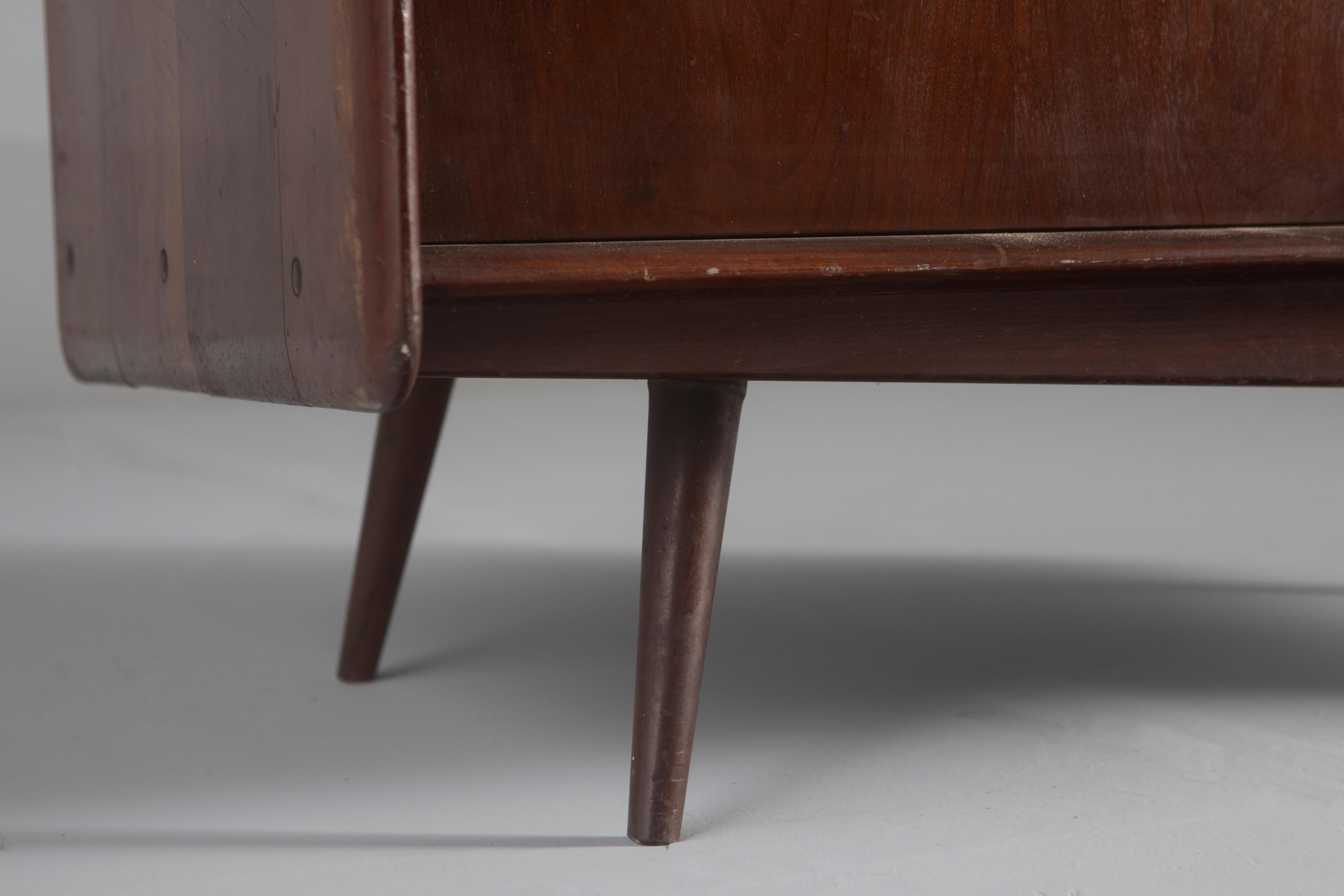 Moderner Kleiderschrank der Jahrhundertmitte von CIMO Studio, Brasilien, 1950er Jahre im Angebot 4