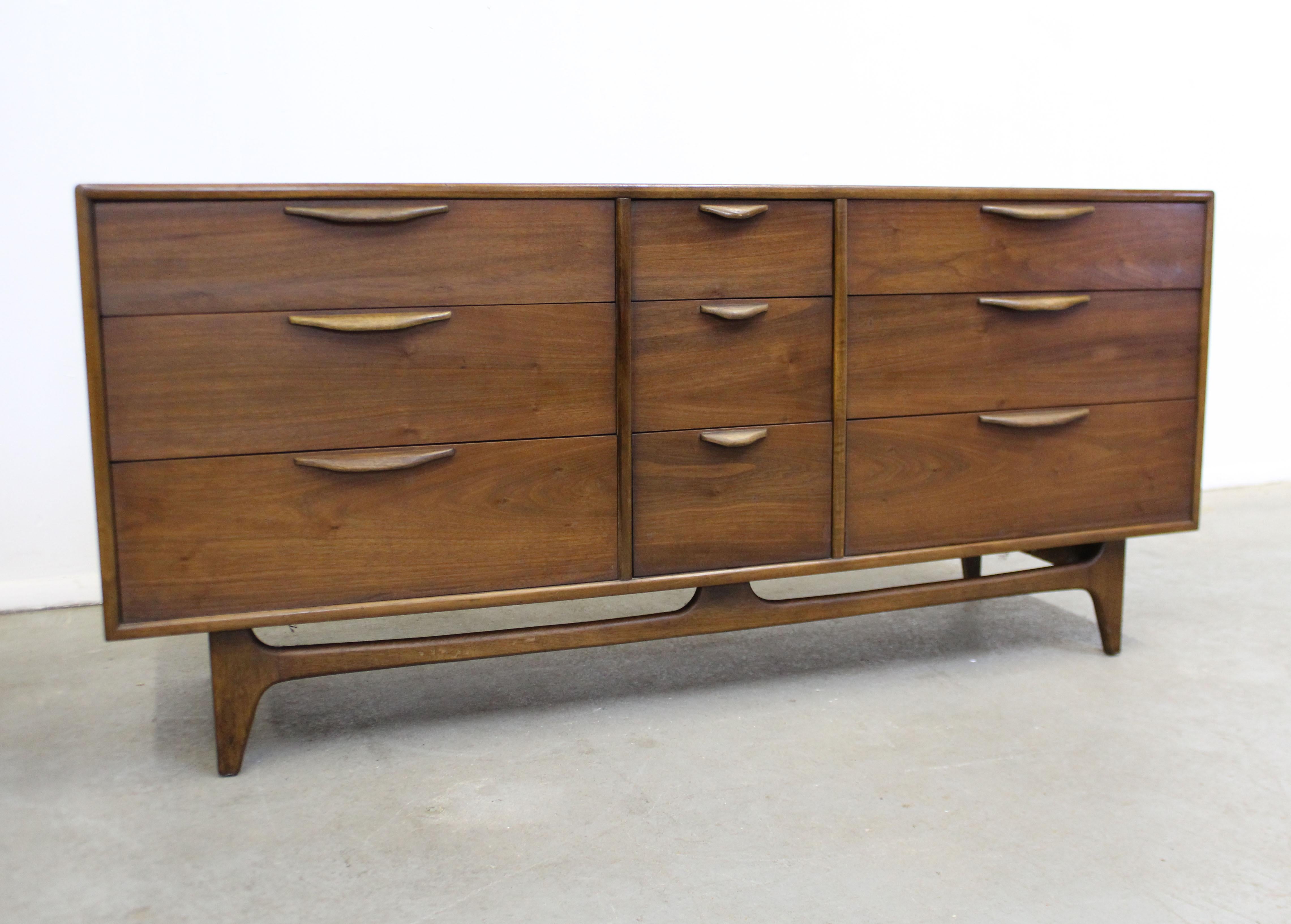 lane perception dresser
