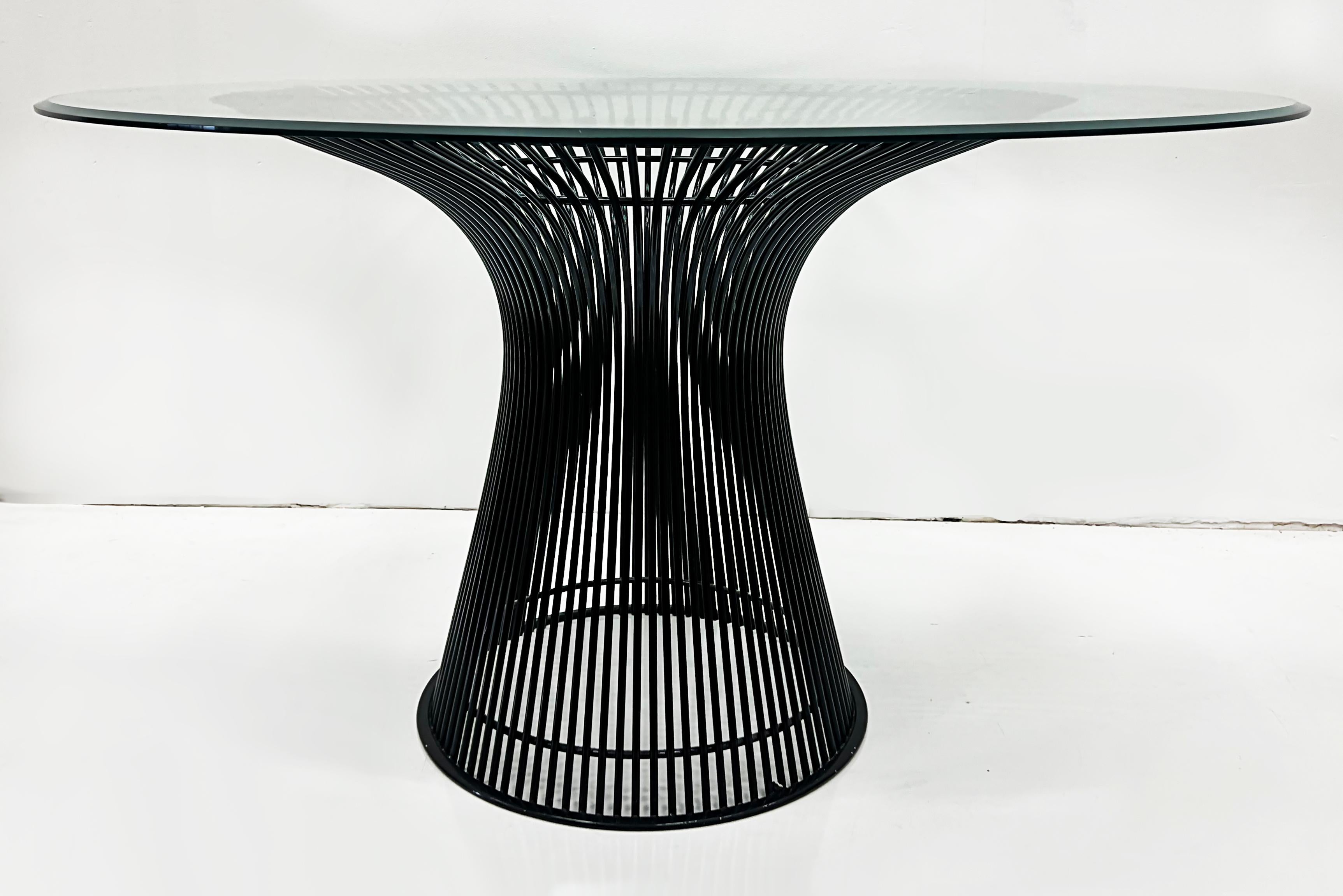 Mid-Century Modern Table de salle à manger en acier Warren Platner Knoll avec plateau en verre en vente
