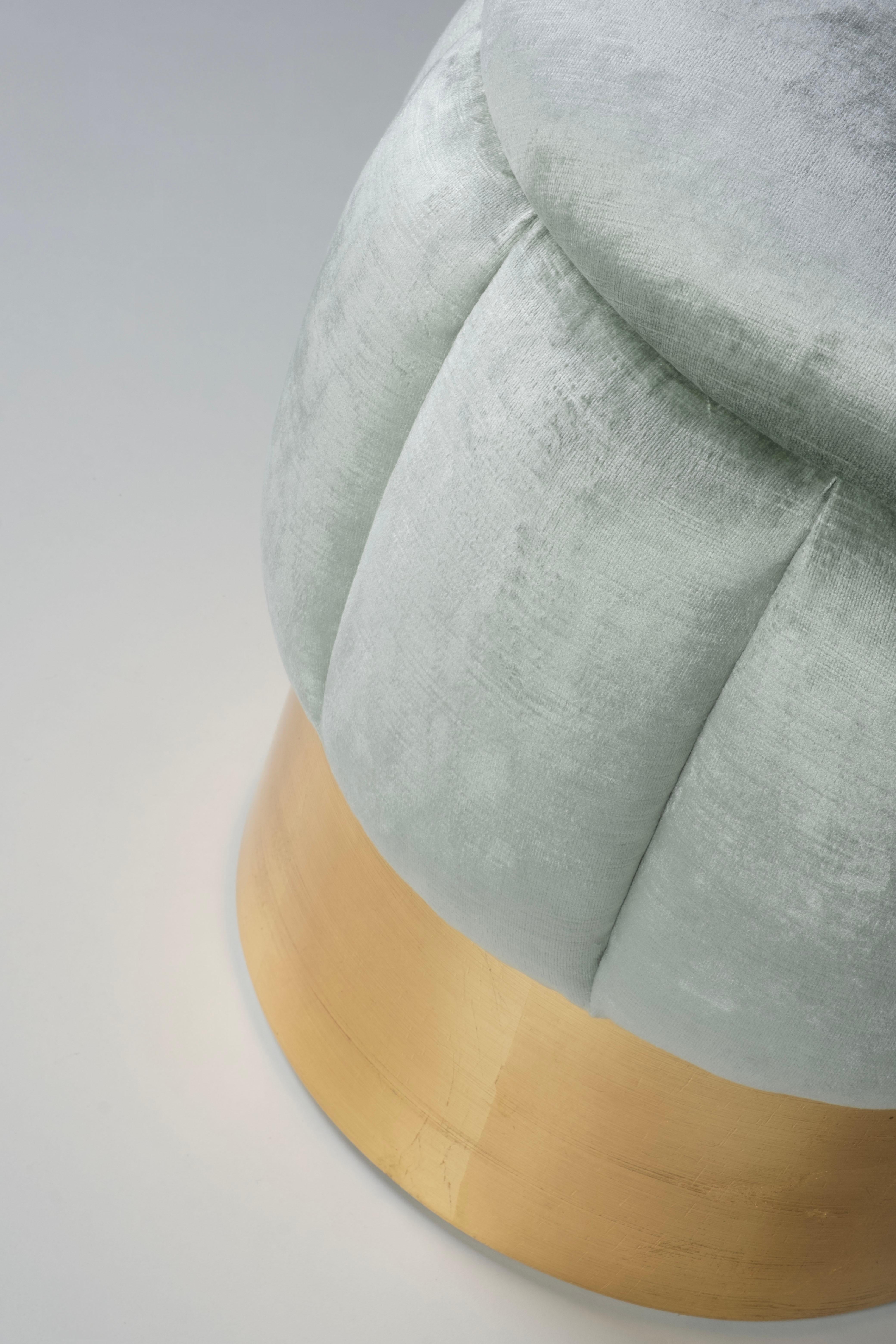 Pouf Warren moderne du milieu du siècle, velours, feuille d'or, fait main par Greenapple Neuf - En vente à Lisboa, PT