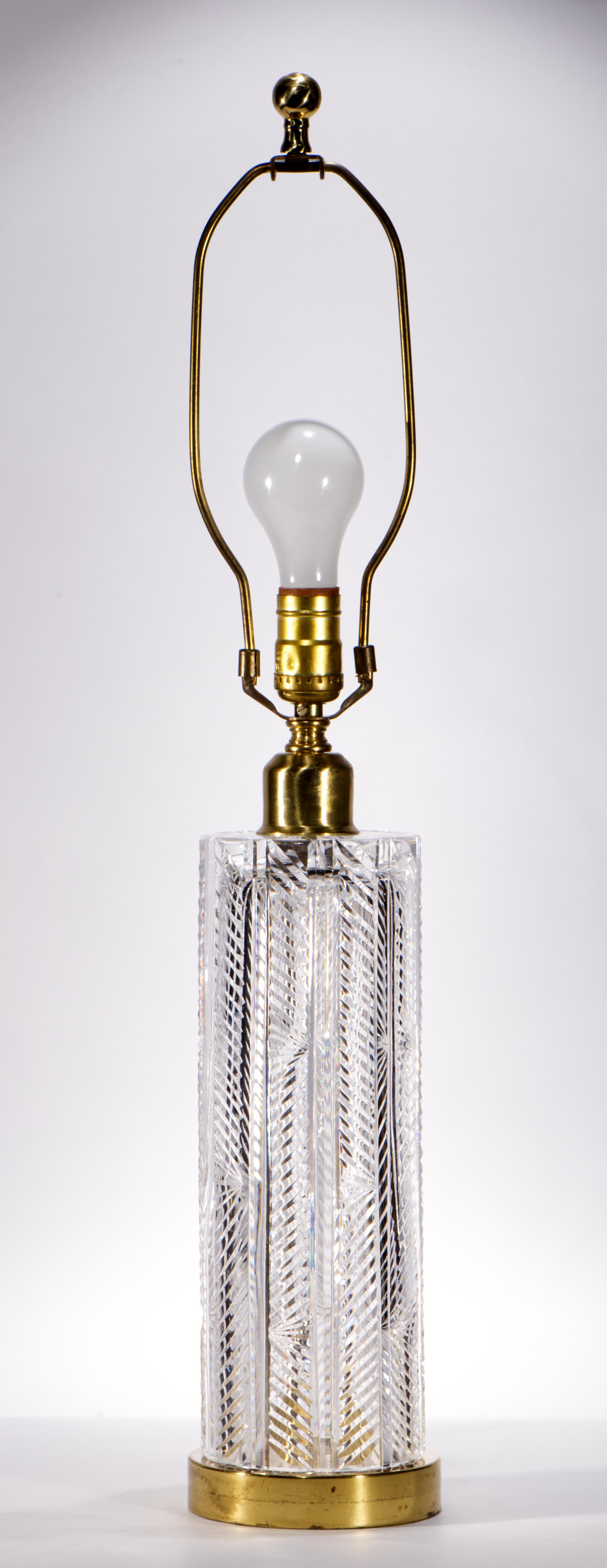 Mid Century Modern Waterford Crystal Herringbone Pattern Table Lamp 1950s For Sale 3