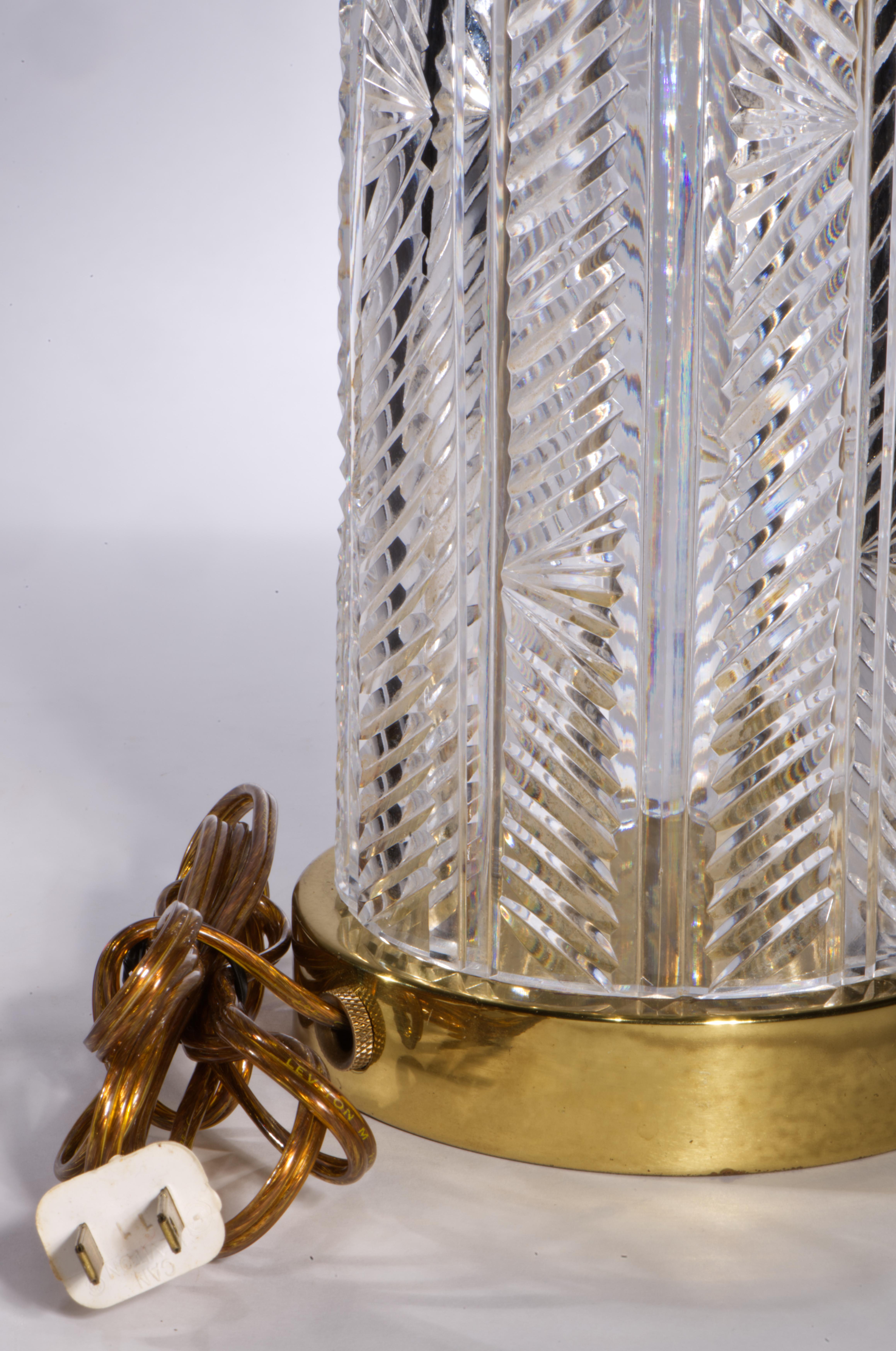 Brass Mid Century Modern Waterford Crystal Herringbone Pattern Table Lamp 1950s For Sale