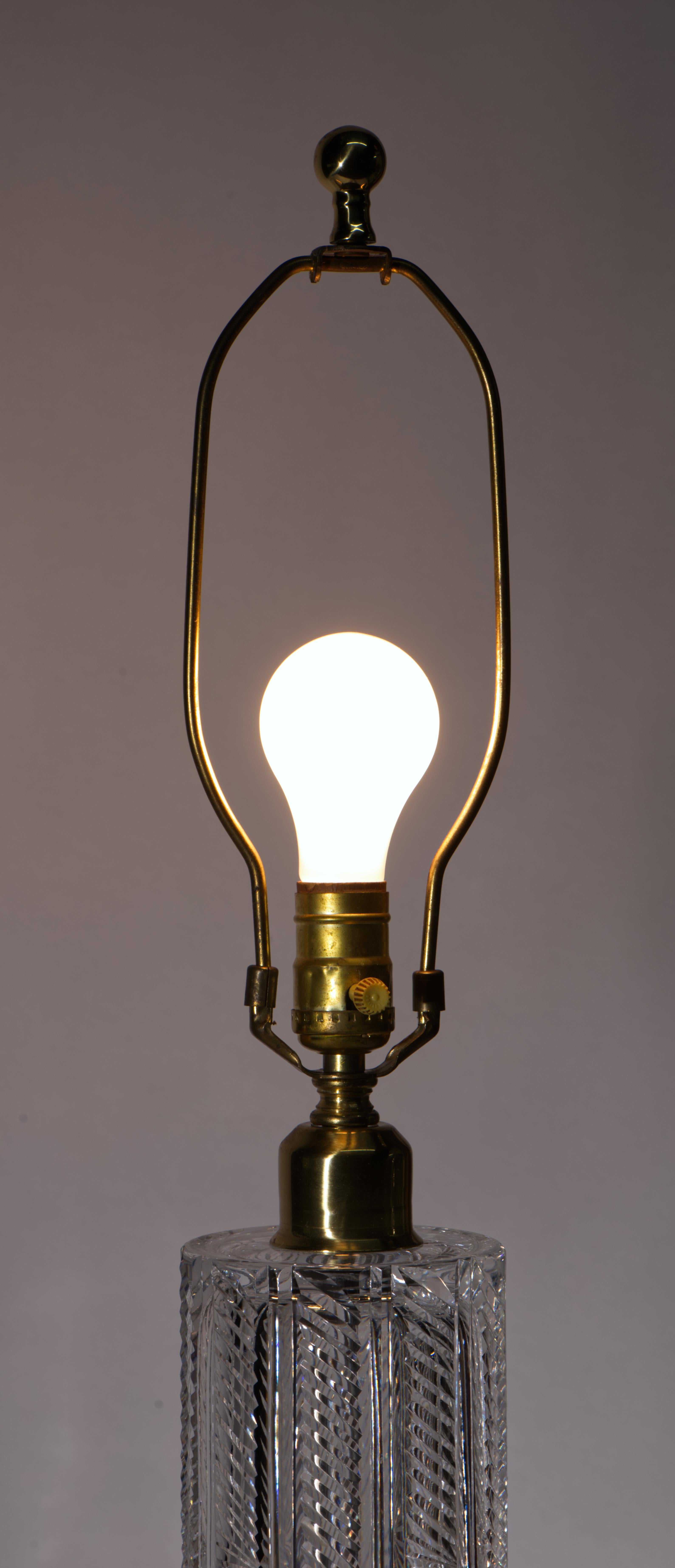 Mid Century Modern Waterford Crystal Herringbone Pattern Table Lamp 1950s For Sale 1