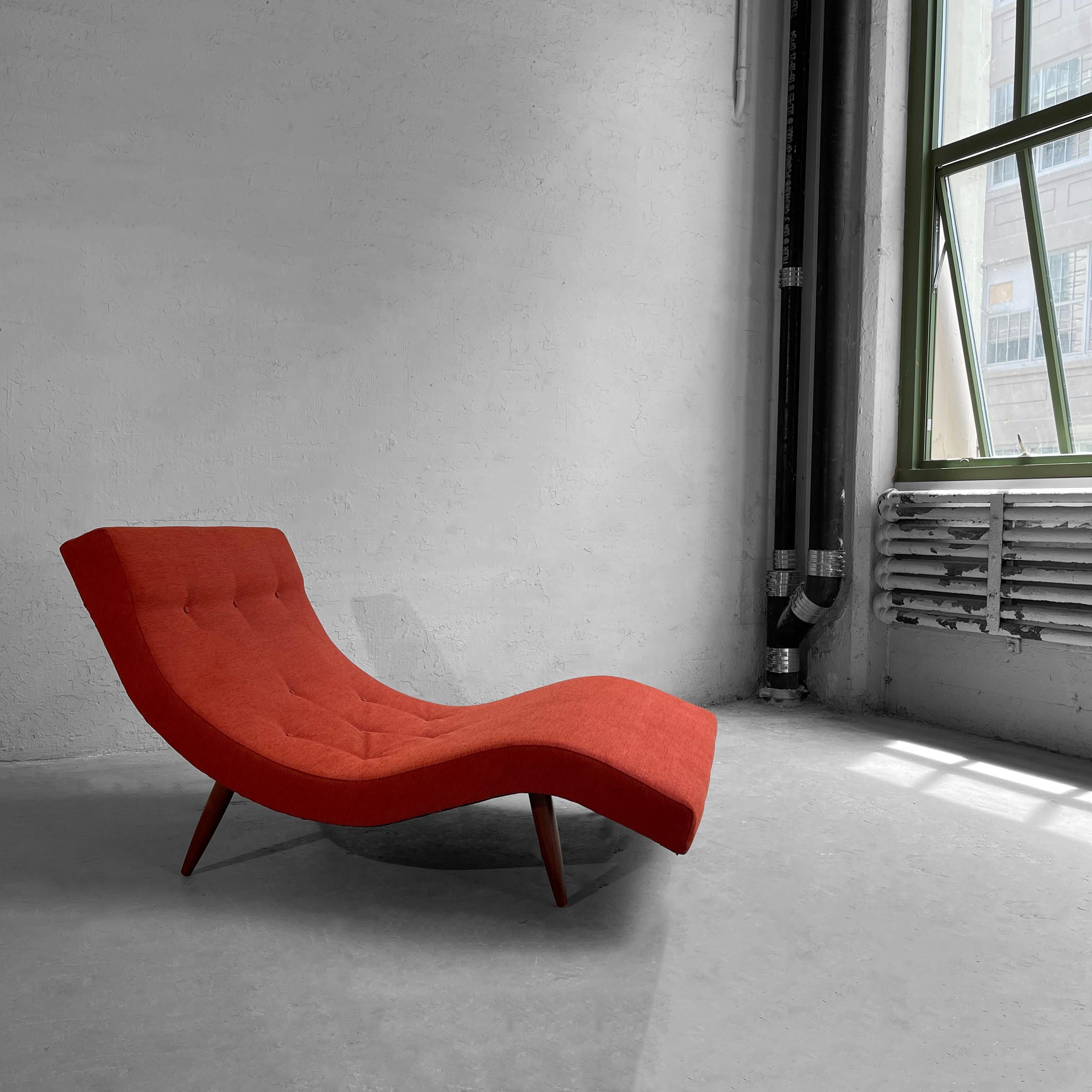 American Mid-Century Modern Wave Chaise Longue by Adrian Pearsall
