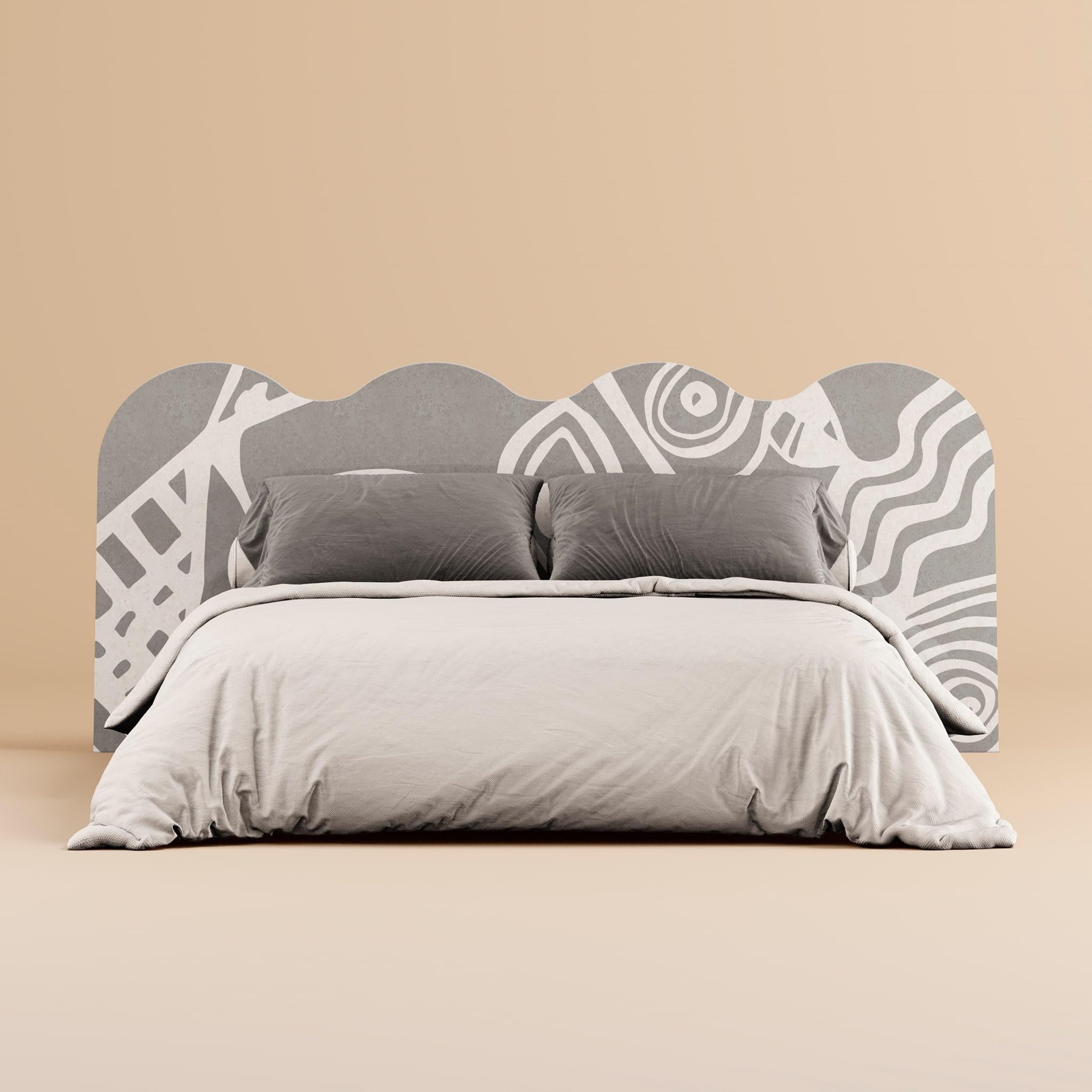 Contemporary Mid-Century Modern Wave Shaped Headboard grey & White Pattern Wood for King Bed For Sale