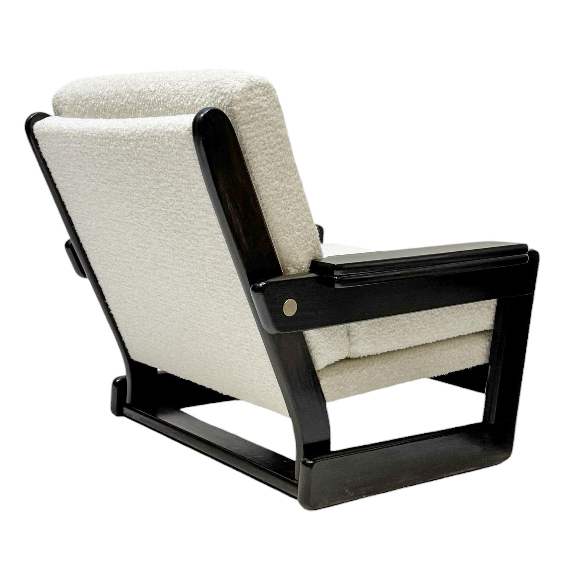 Mid-Century Modern Wenge Lounge Chairs with Bouclé Upholstery, 1970s For Sale 5