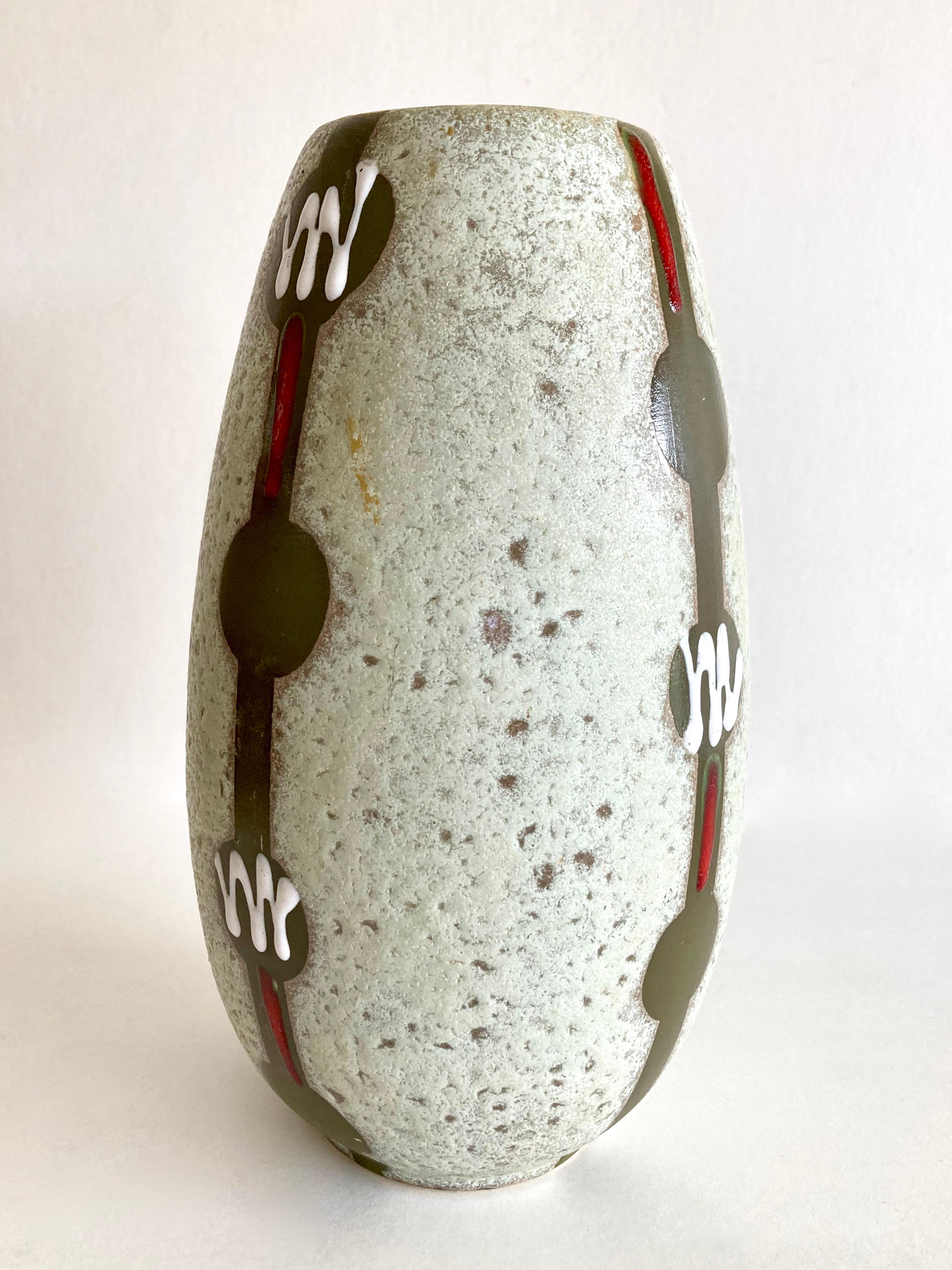 Mid-Century Modern Vase en lave grasse de The Modernity par Jasba Keramik en vente