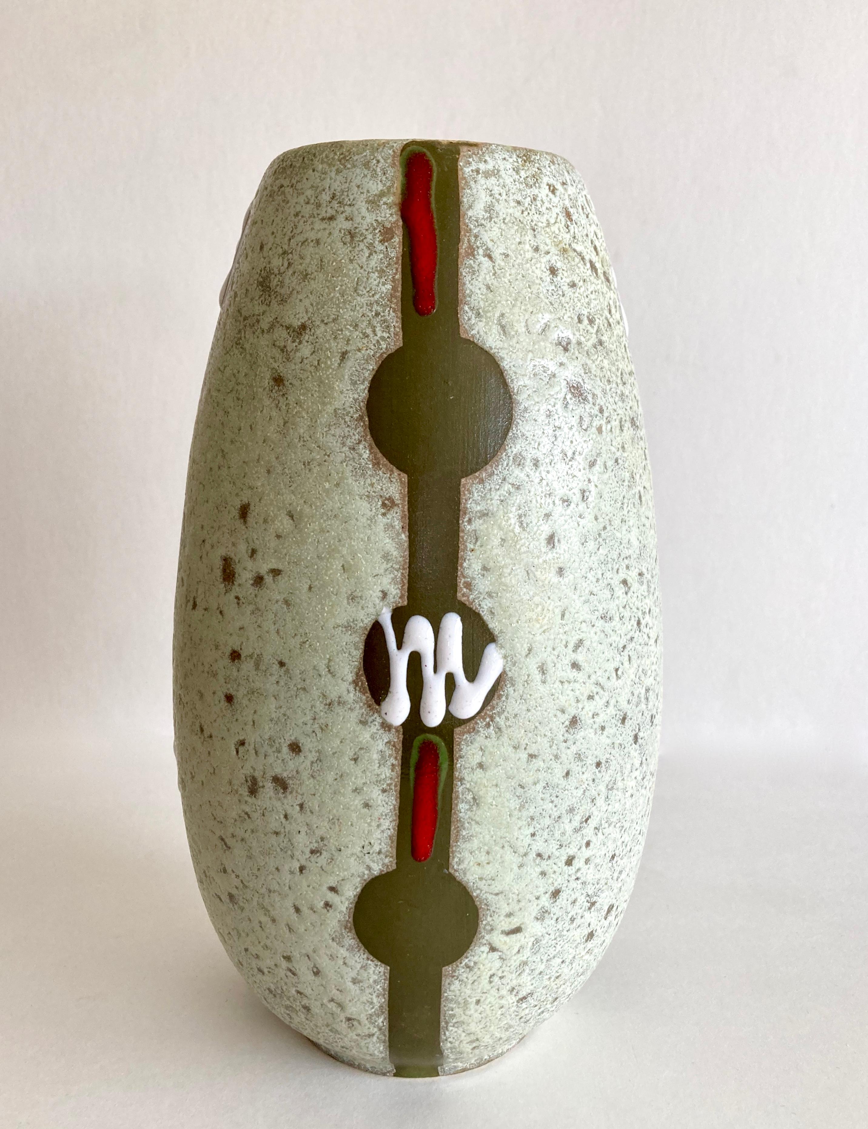 Mid-Century Modern West German Fat Lava Vase by Jasba Keramik In Good Condition For Sale In COLMAR, FR