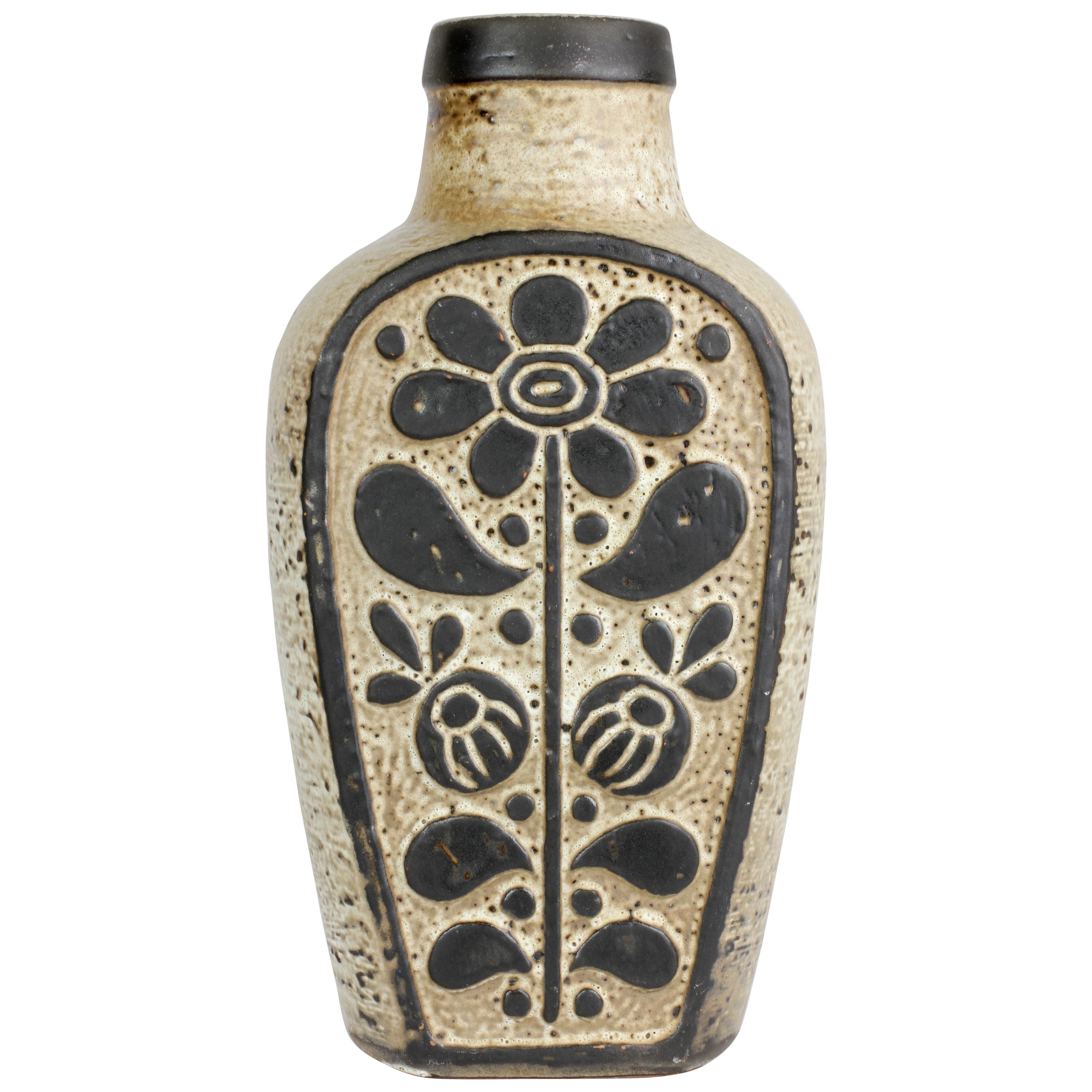 Mid-Century Modern West German Pottery Vase by Dieter Peter for Carstens,  1970s For Sale at 1stDibs