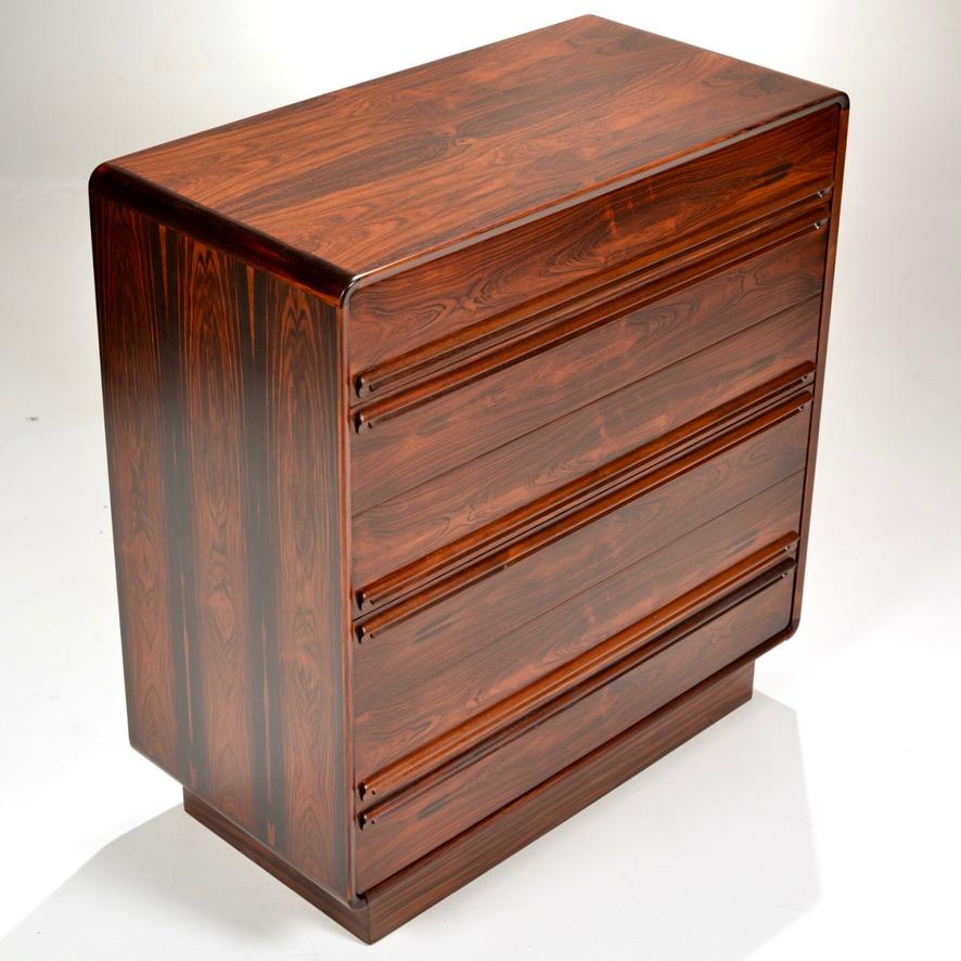 Norwegian Mid-Century Modern Westnofa 6-Drawer Rosewood Dresser