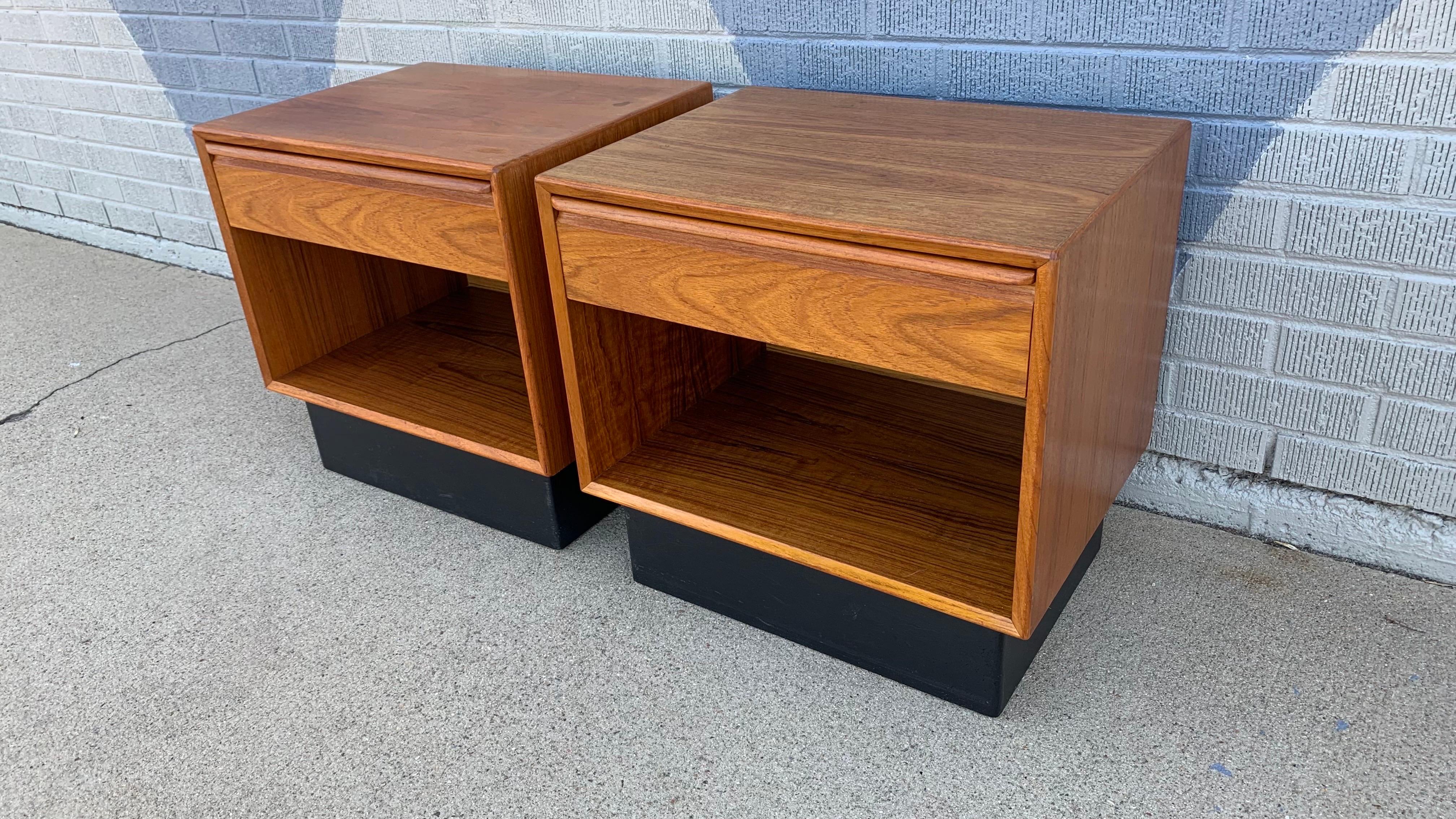 Norwegian Mid Century Modern Westnofa Nightstands, a Pair For Sale