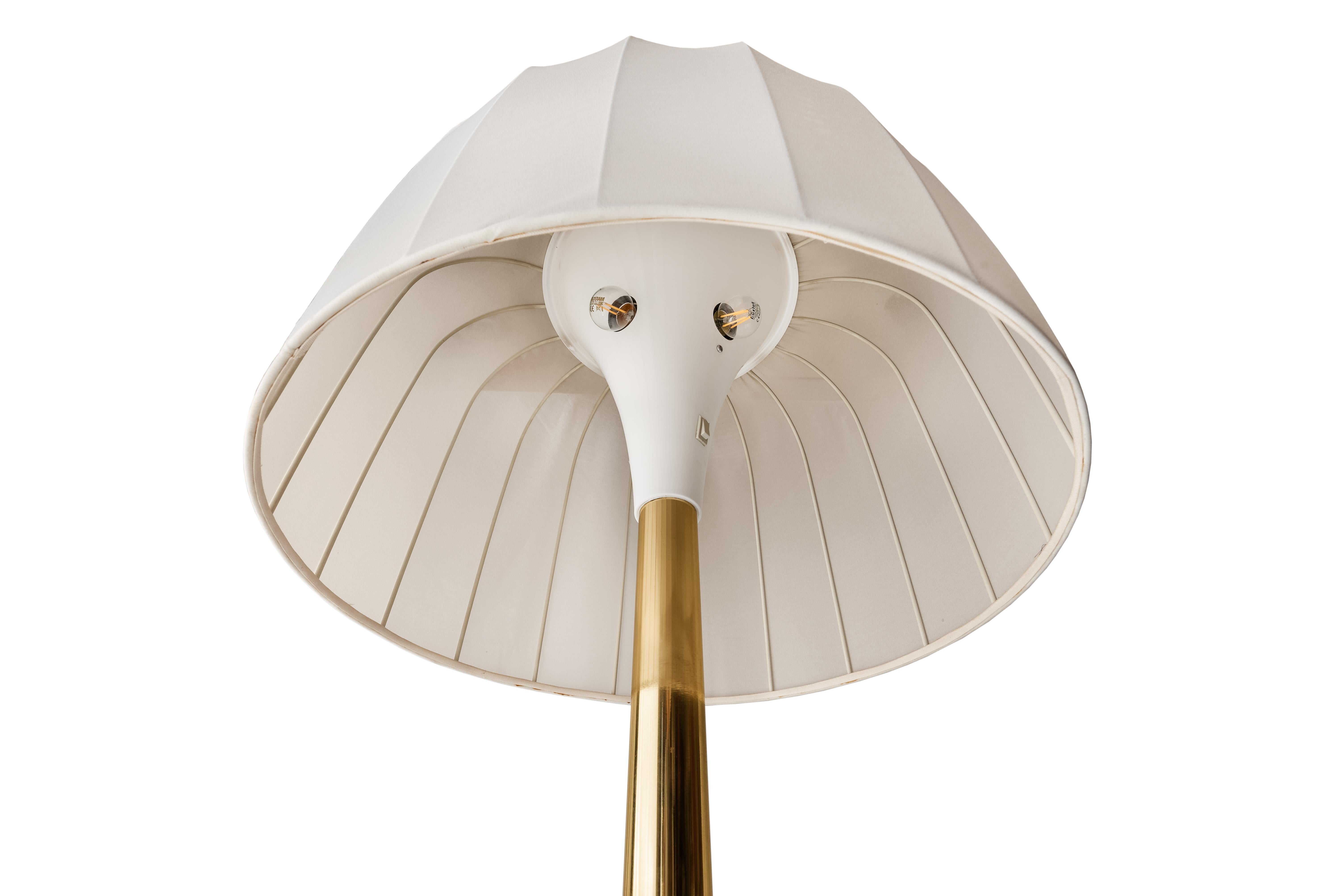 Lacquered Mid-Century Modern White and Brass Floor Lamp by Staff Leuchten, Germany, 1960s