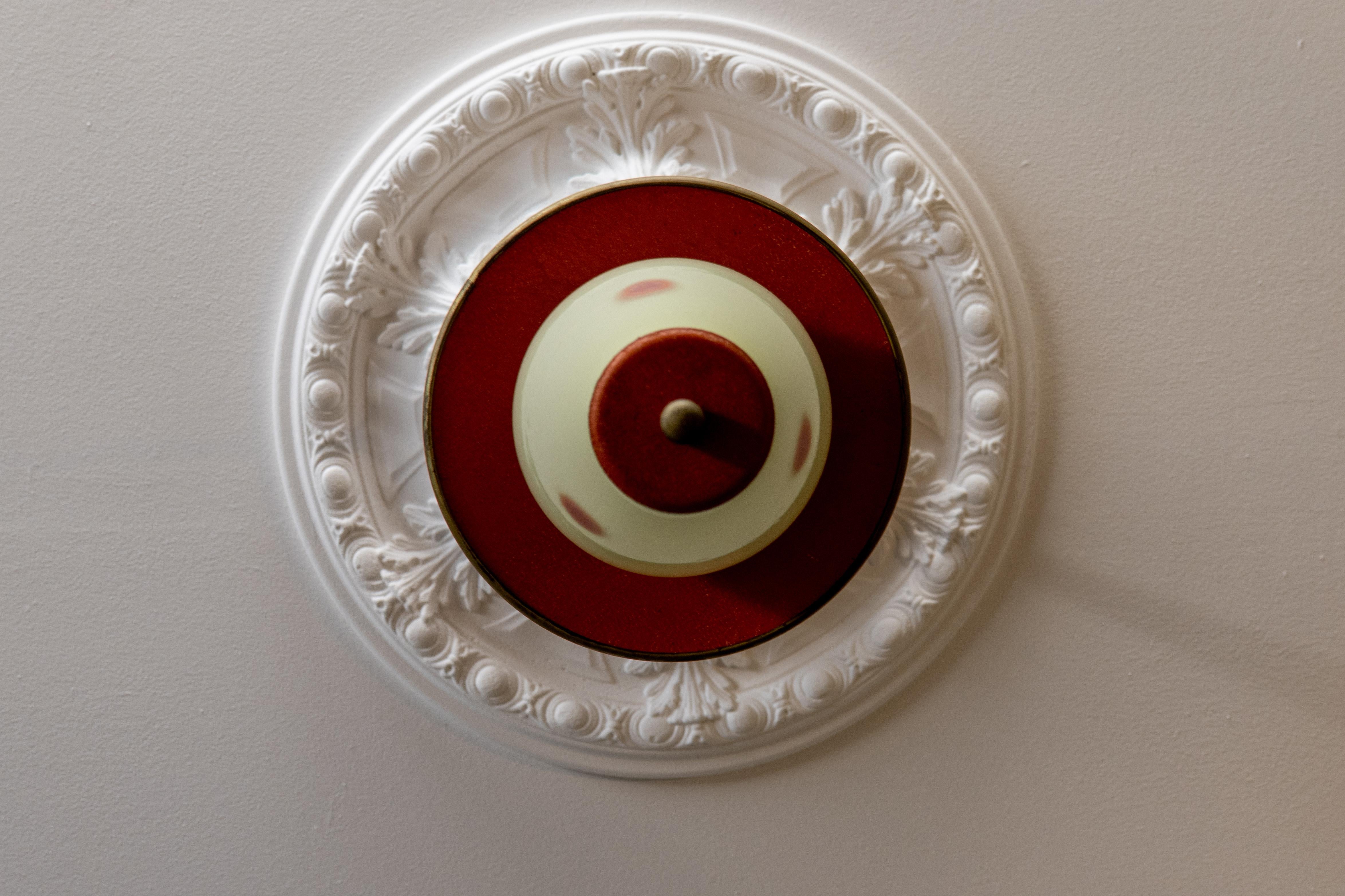 Farol colgante moderno de mediados de siglo con puntos blancos y rojos, Alemania, años 50 mediados del siglo XX en venta