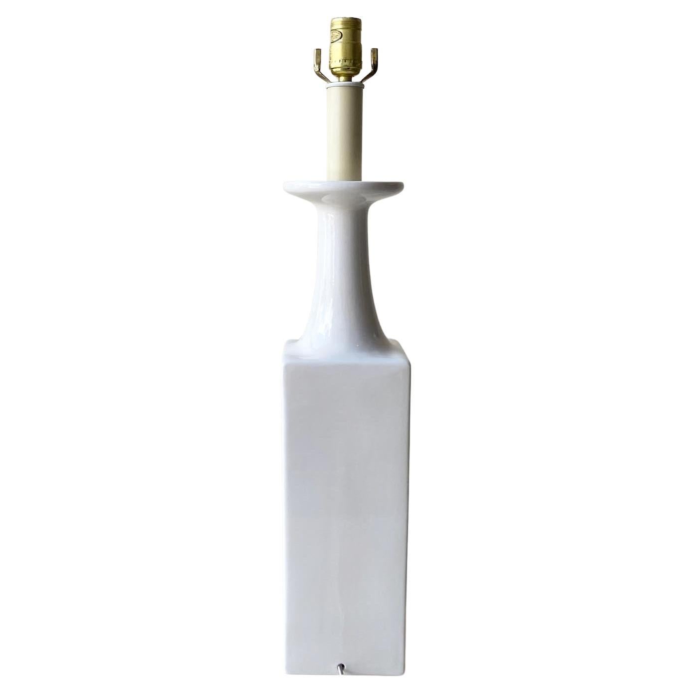 Mid Century Modern White Ceramic Table Lamp For Sale