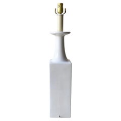 Vintage Mid Century Modern White Ceramic Table Lamp