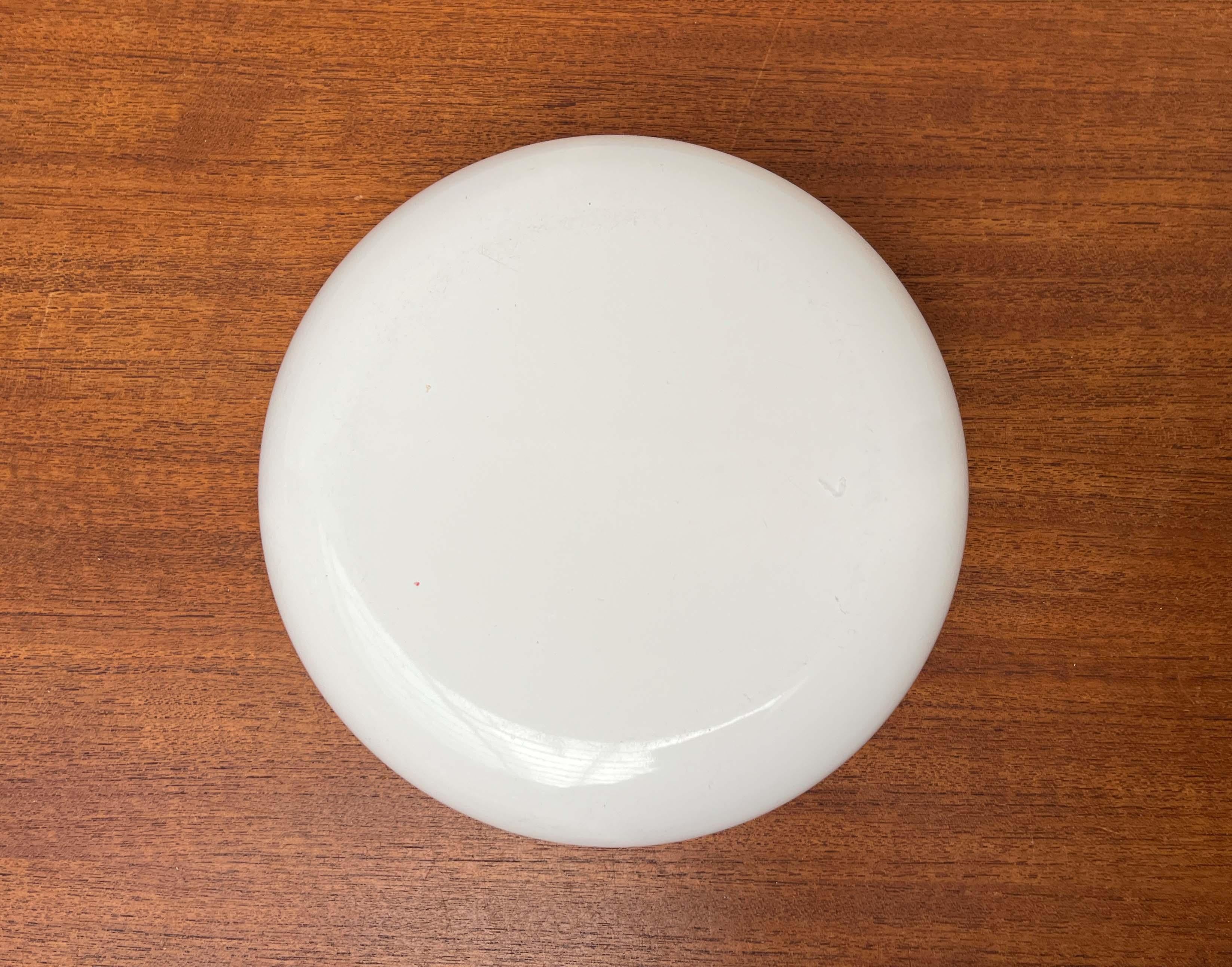 Ciotola moderna di metà secolo in smalto bianco di Kaj Franck per Finel, Finlandia, anni '60 in vendita 4