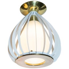 Lampadario a lanterna moderno di metà secolo in smalto bianco, ottone e vetro satinato