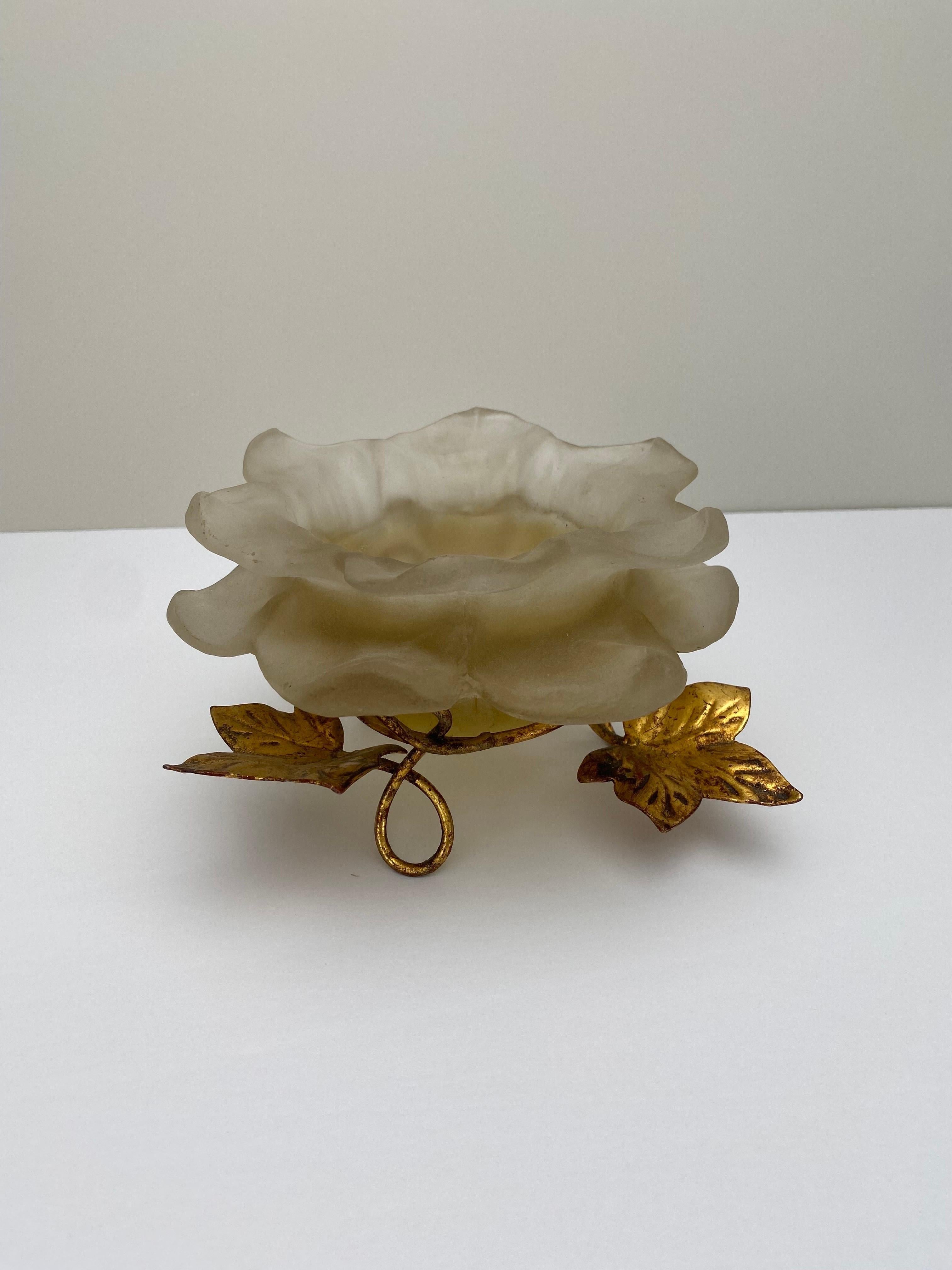 Mid Century Modern White Frosted Lucite Flower Candle Holder with Gold Leaves In Good Condition For Sale In Plainview, NY