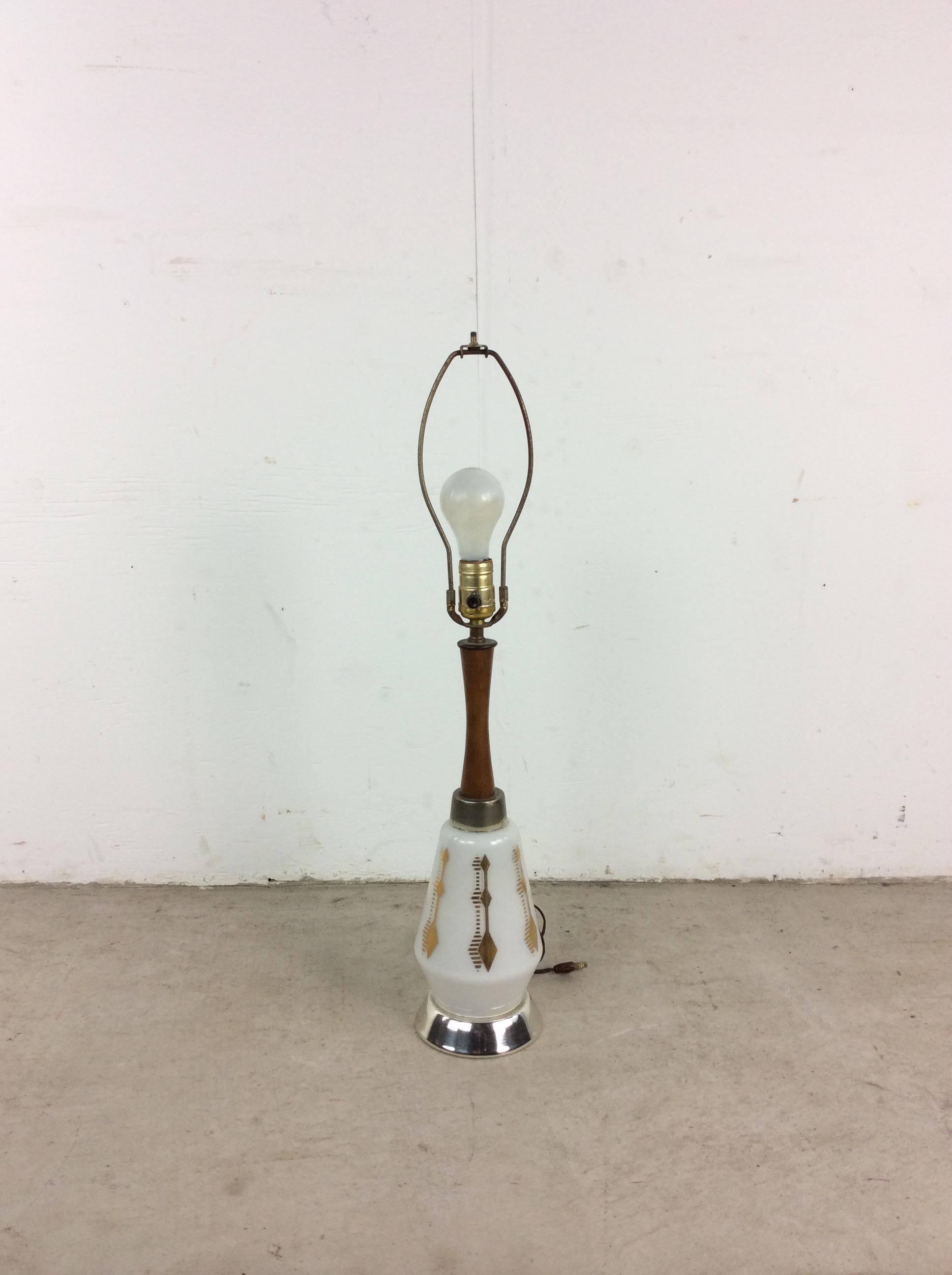 Mid Century Modern White Glass Table Lamp with Shade In Good Condition For Sale In Freehold, NJ