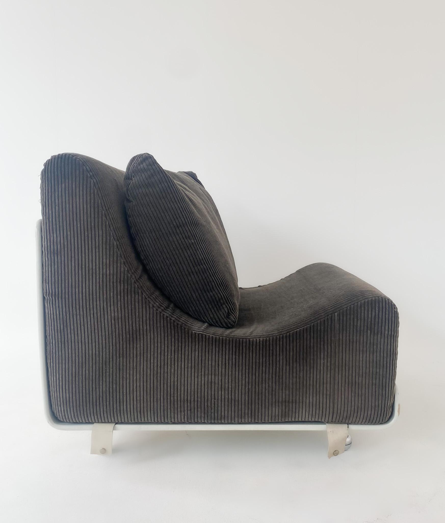 Mid-Century Modern White Grey Orbis Sofa by Luigi Colani, Germany, 1970s For Sale 4
