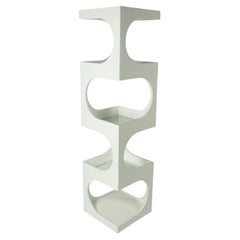 Mid-Century Modern White Lacquer Sculptural Tower Étagère - Roger Sprunger Style