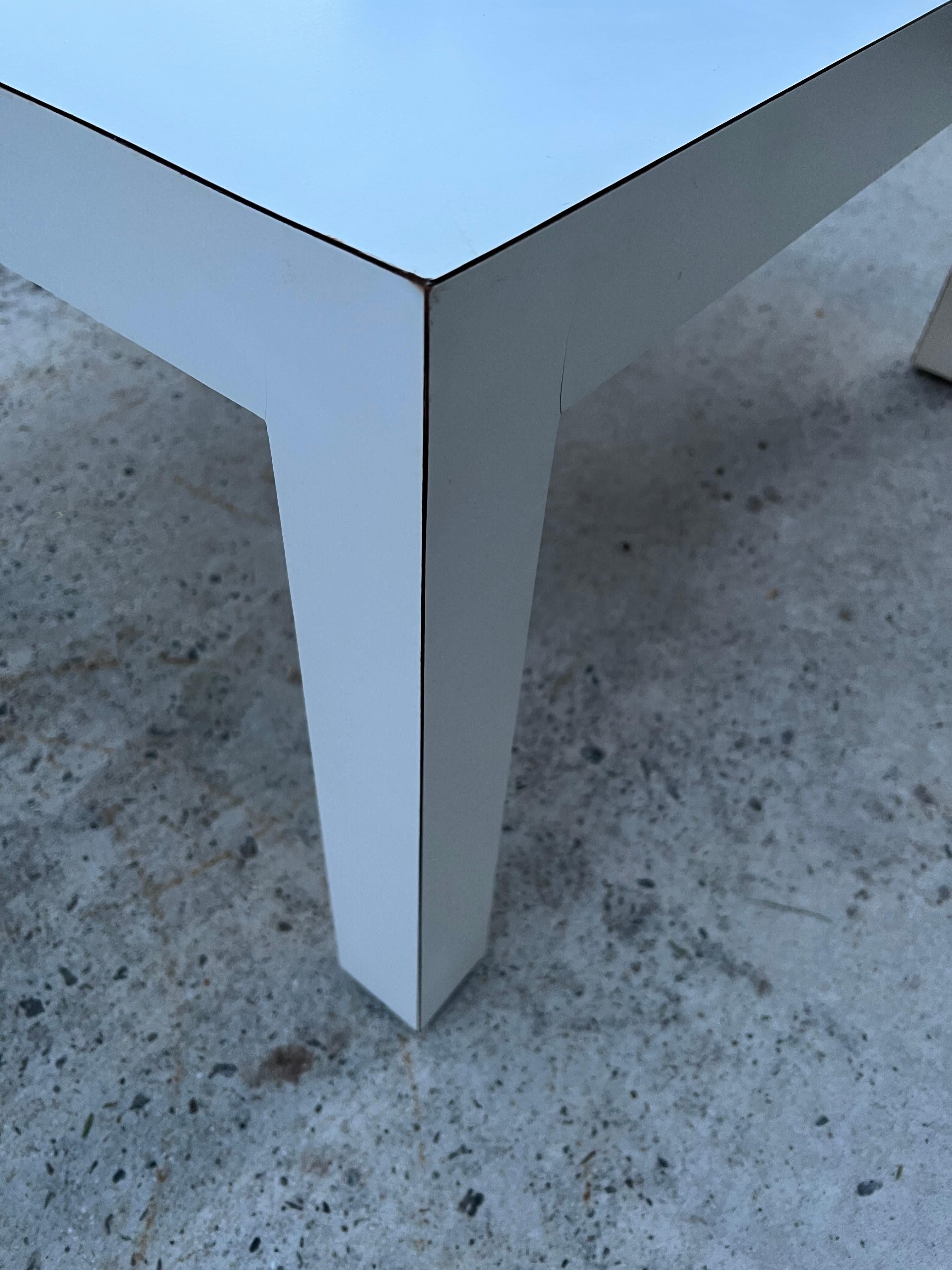 Mid-Century Modern White Laminate Parsons Table For Sale 11