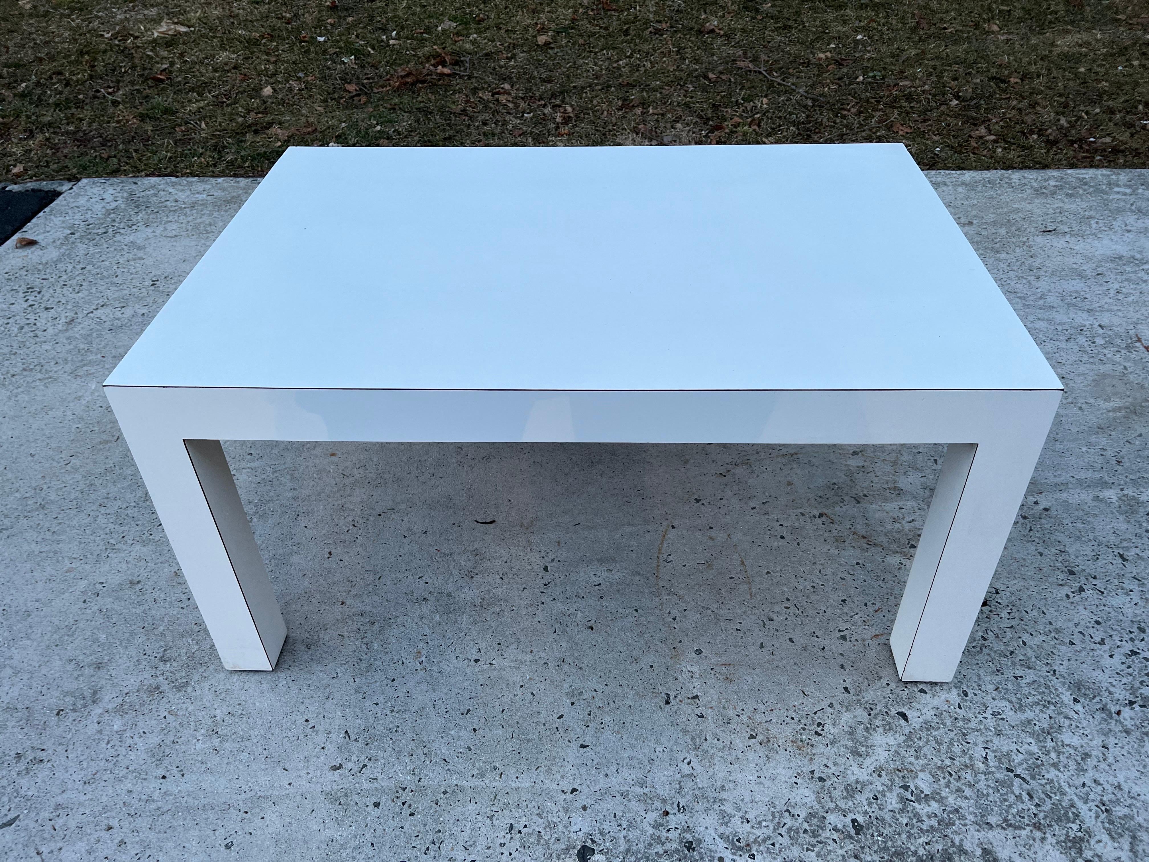 Laminated Mid-Century Modern White Laminate Parsons Table For Sale