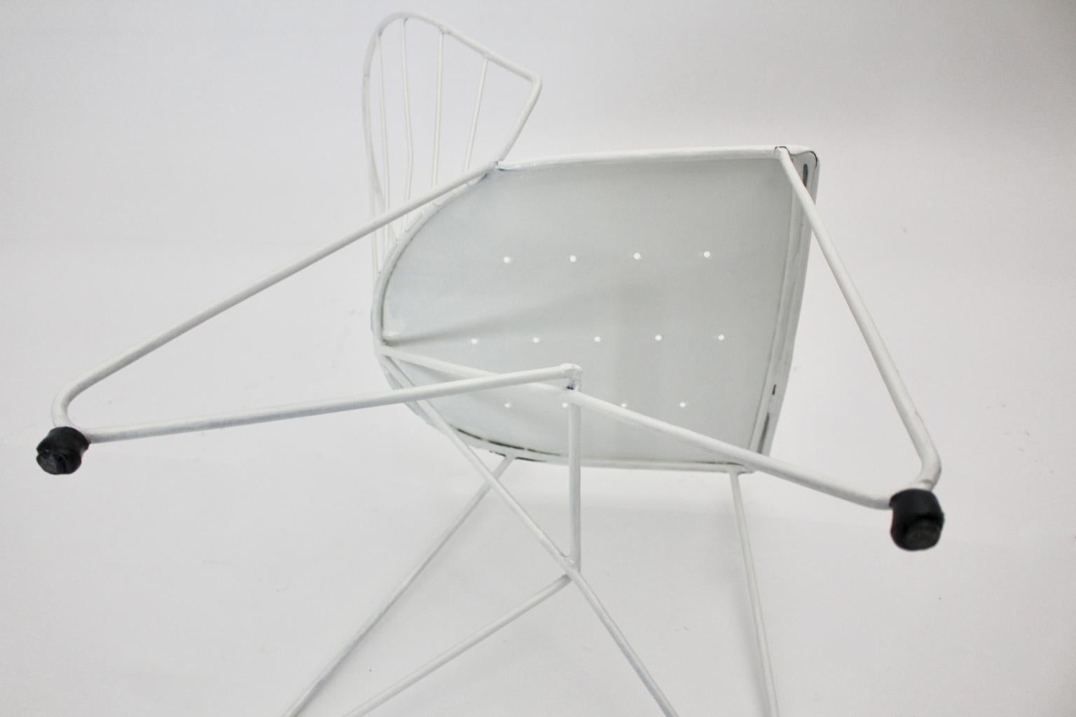 Mid-Century Modern White Metal Vintage Garden Chairs Auersperg by Sonett For Sale 13