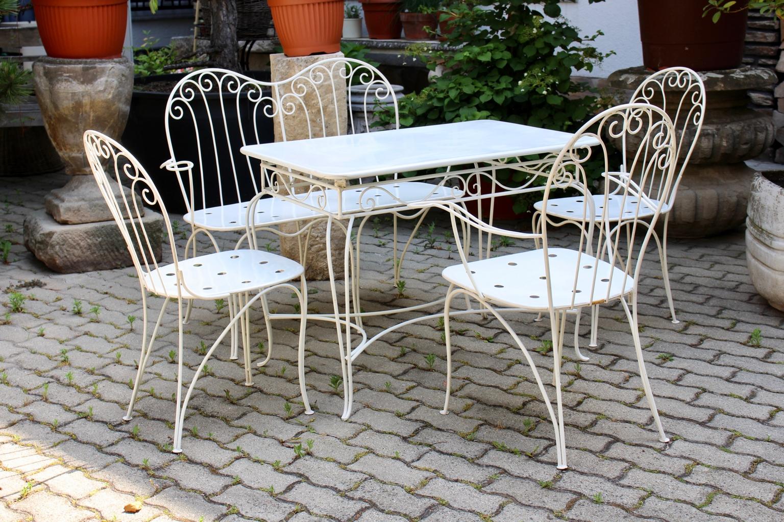 Mid-Century Modern Weißes Metall Vintage-Garten- oder Terrassenmöbel, 1950er Jahre, Österreich im Zustand „Gut“ im Angebot in Vienna, AT