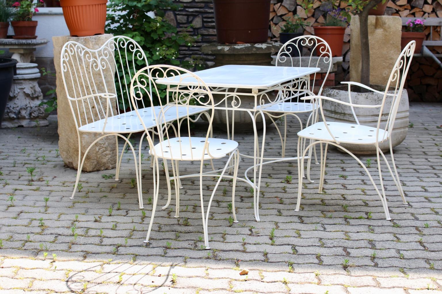 Lacquered Mid-Century Modern White Metal Vintage Patio or Garden Furniture, 1950s, Austria For Sale