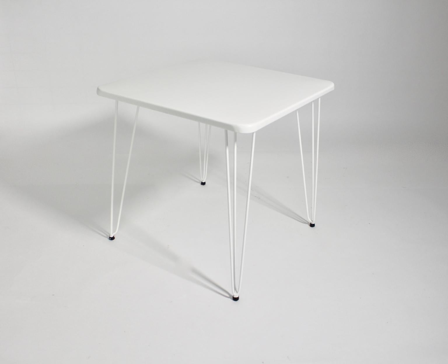 Mid-Century Modern White Metal Vintage Table by Wladar & Mödlhammer for Sonett  For Sale 5
