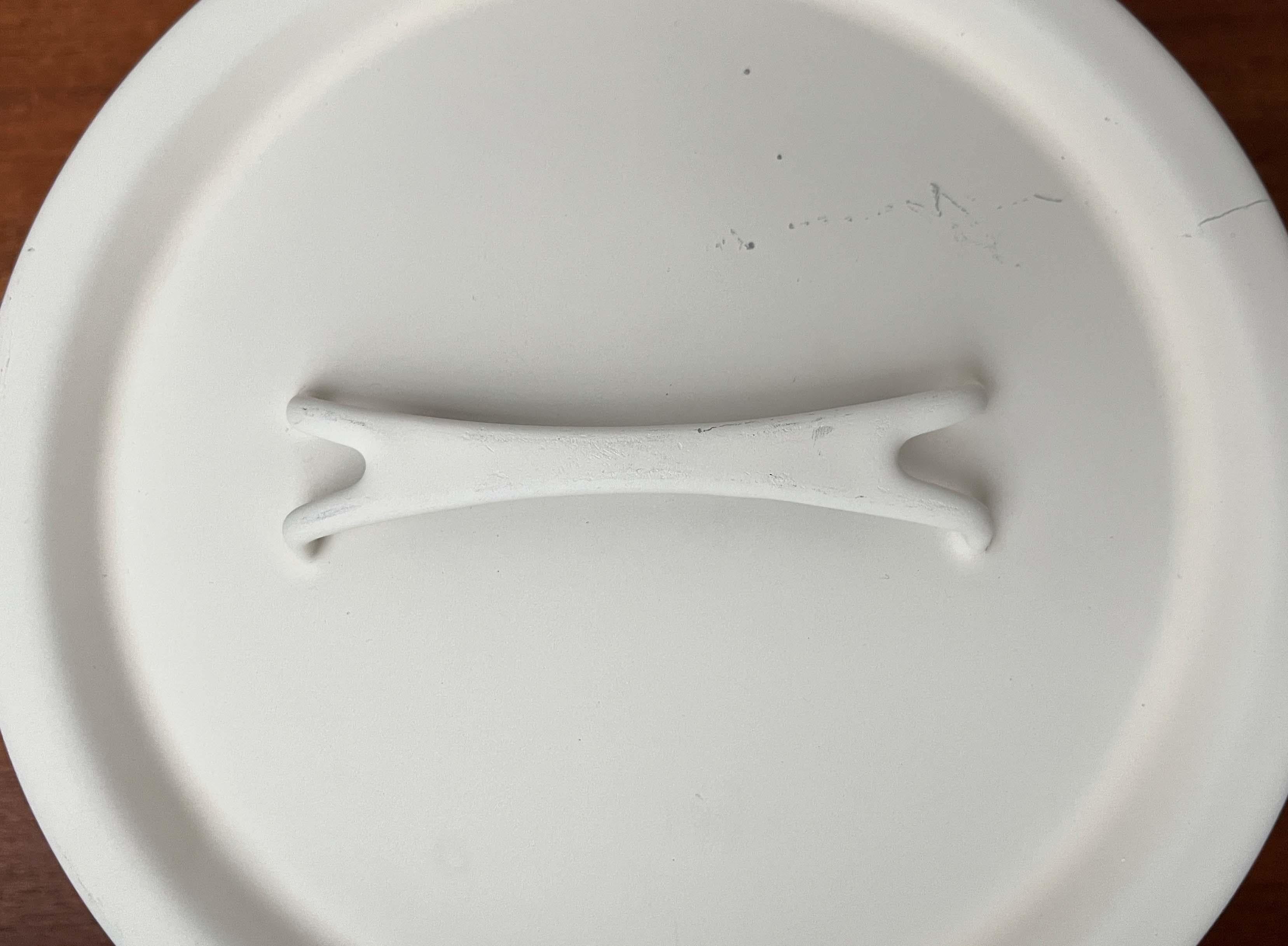 Vaso minimalista in smalto bianco della metà del secolo Seppo Mallat Finel Finlandia 1960 in vendita 7