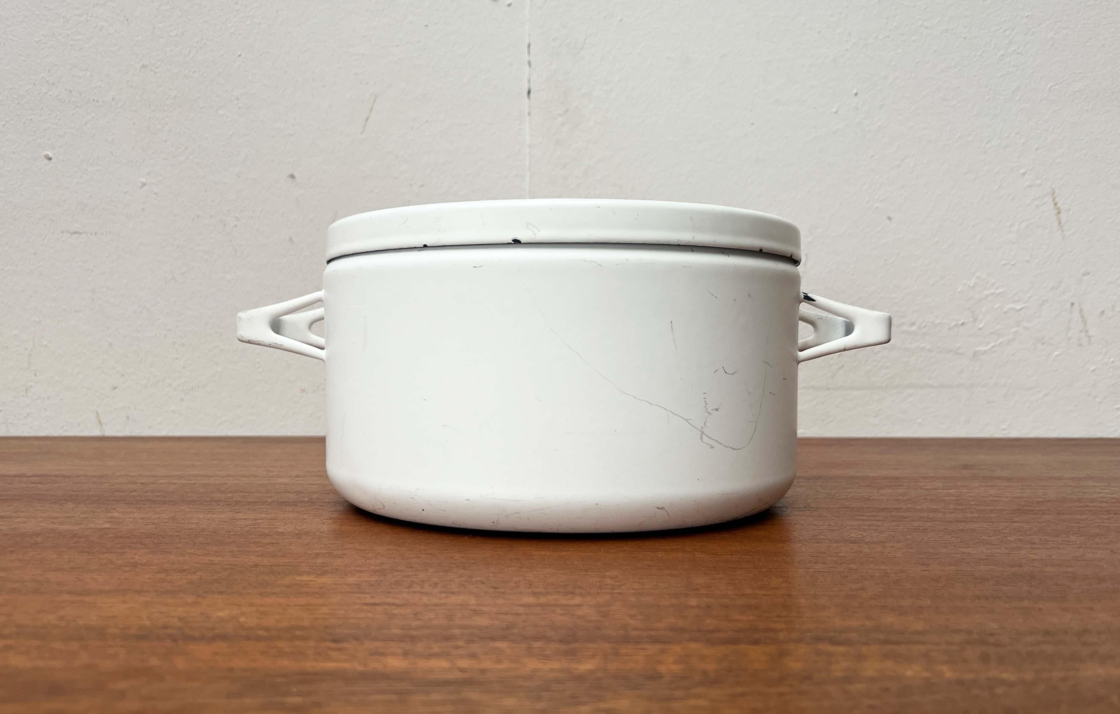 Mid-Century Modern White Minimalist Enamel Pot by Seppo Mallat for Finel, Finland, 1960s