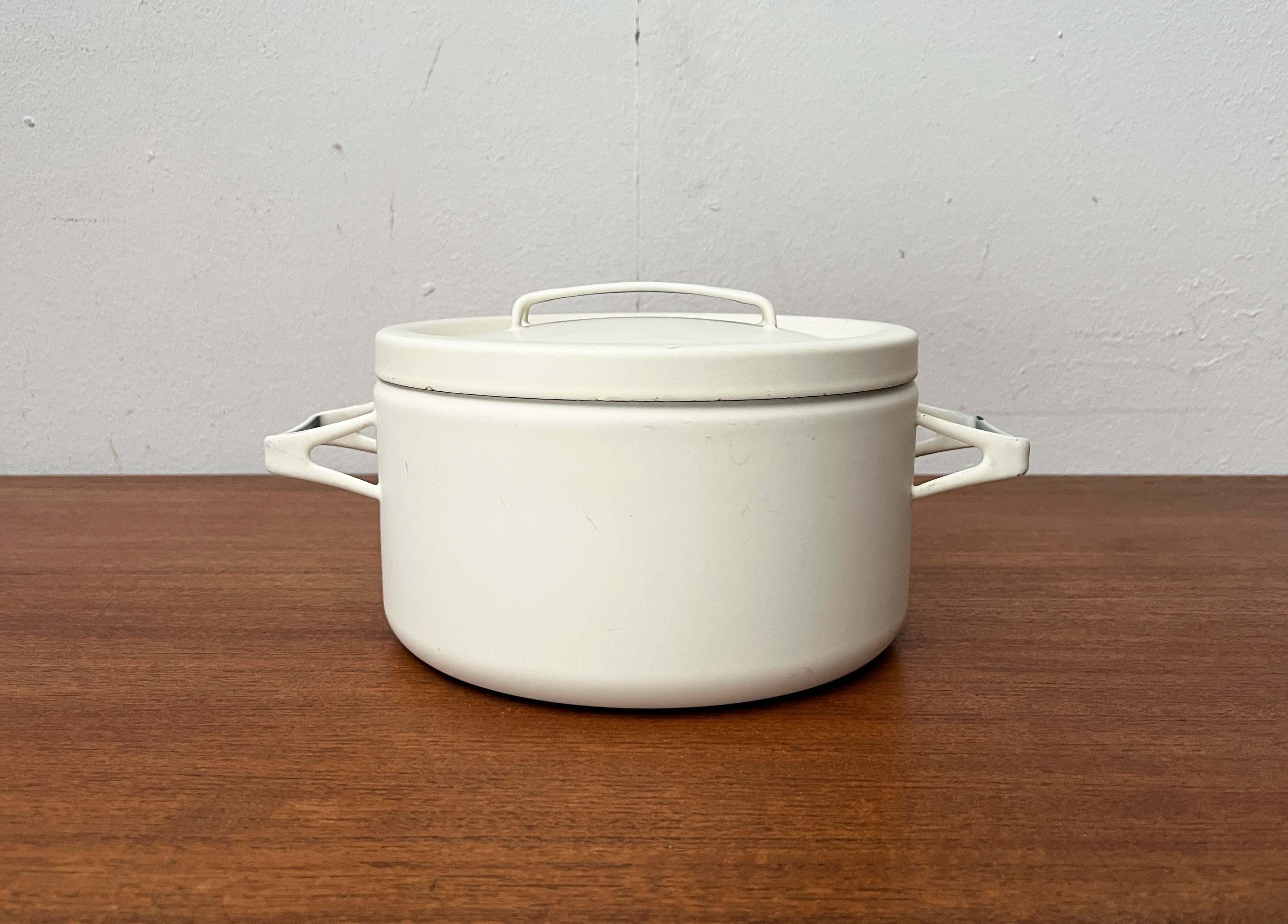 XX secolo Vaso minimalista in smalto bianco della metà del secolo Seppo Mallat Finel Finlandia 1960 in vendita