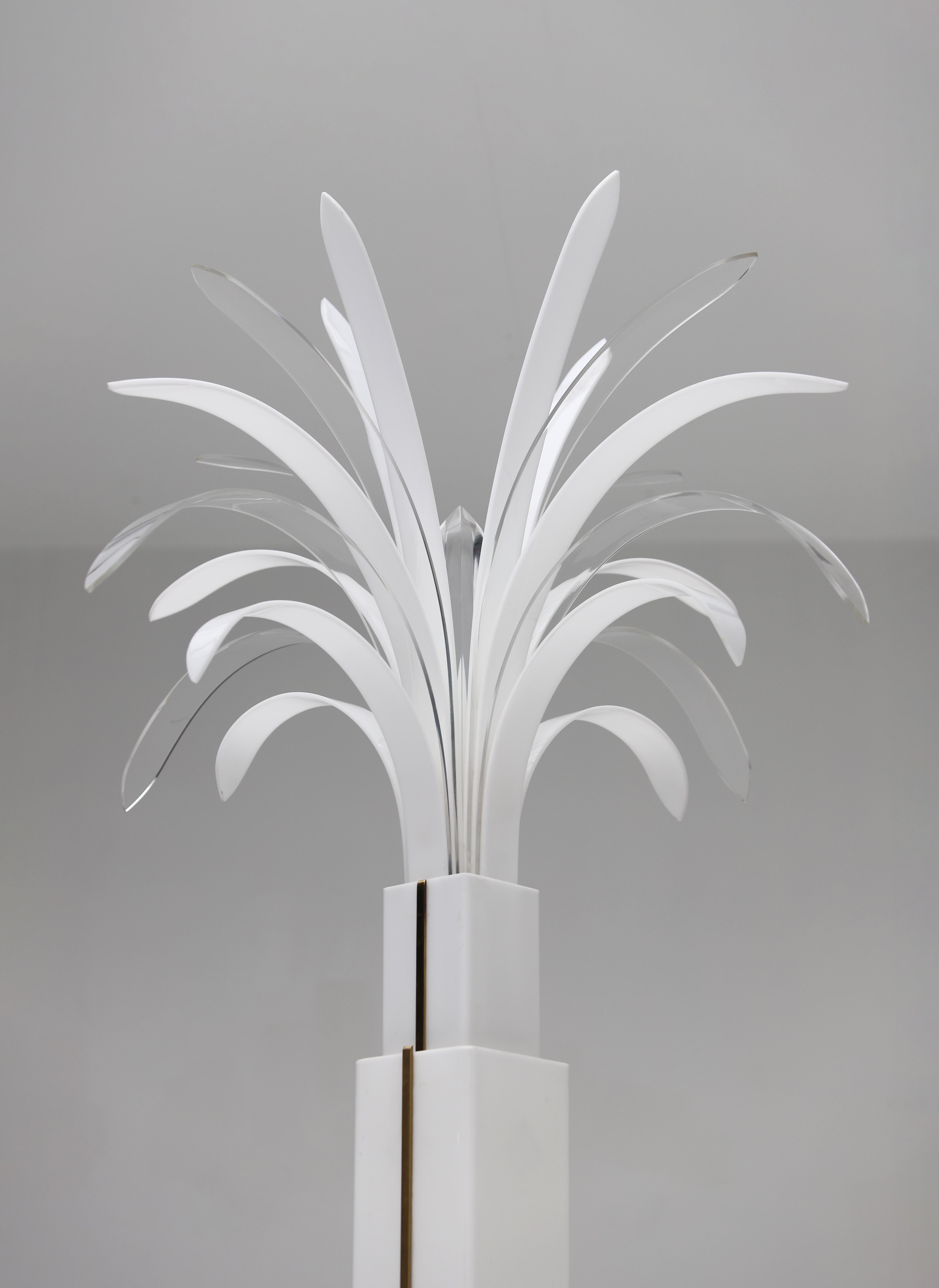 Mid-Century Modern White Palmtree Floor Lamp in Perspex by Theo Verhulst, 1982 For Sale 5