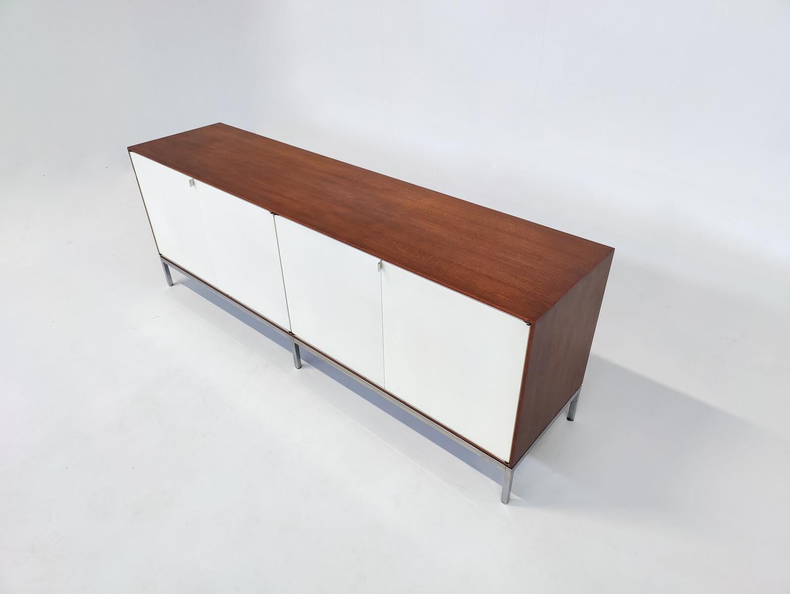 Mid-20th Century Mid-Century Modern White Sideboard by Florence Knoll, Wood and Metal, 1960s