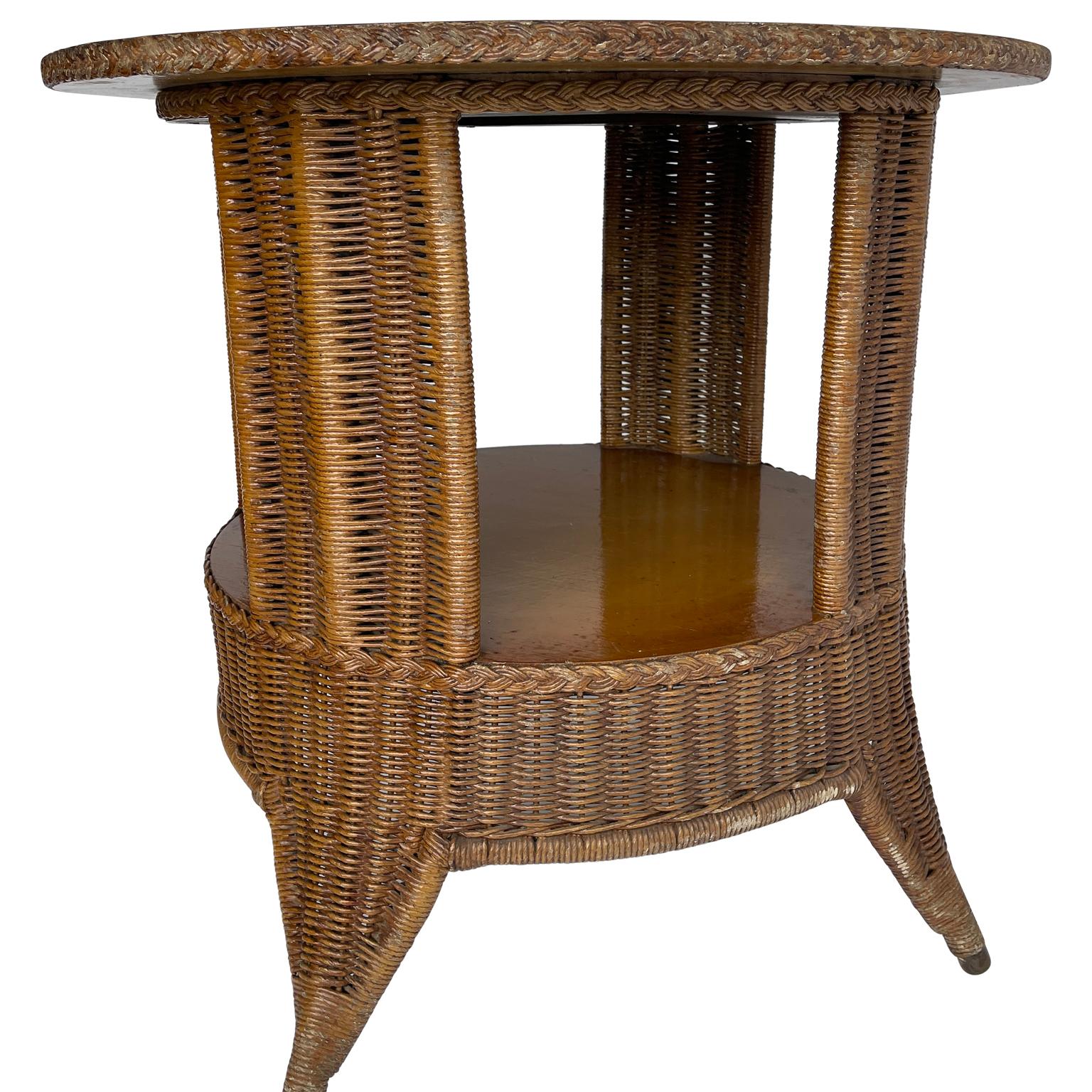 Mid-Century Modern Wicker and Wood Round Side Table In Good Condition In Haddonfield, NJ