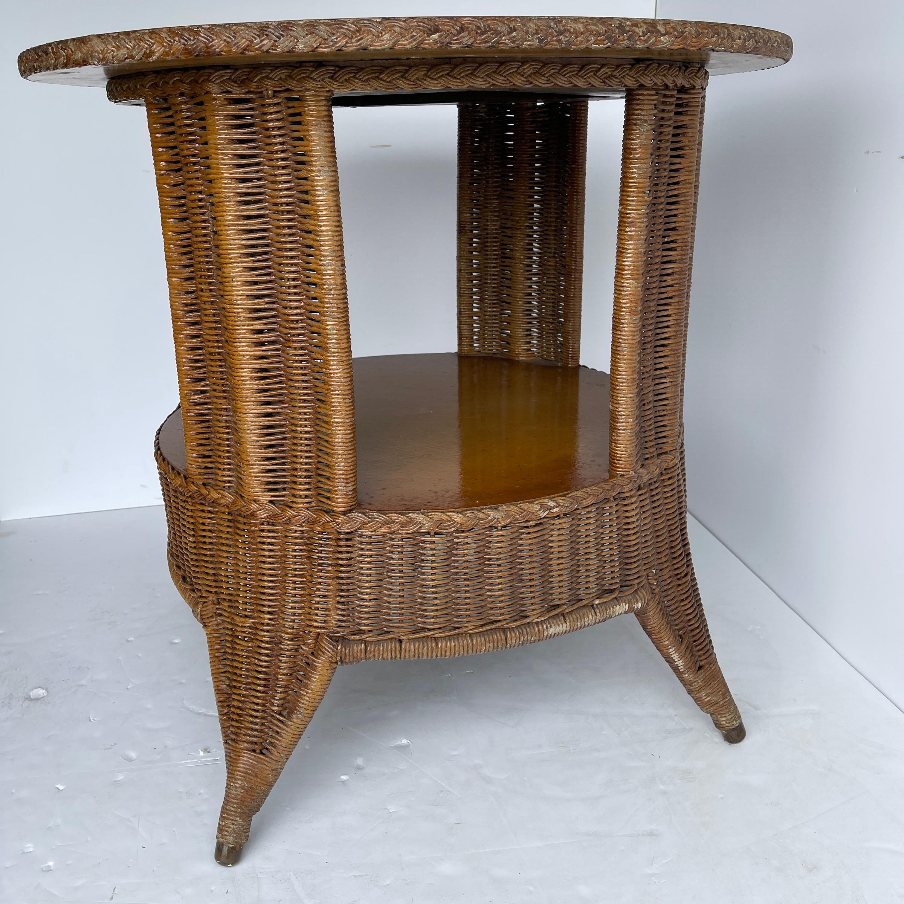 Mid-Century Modern Wicker and Wood Round Side Table 3