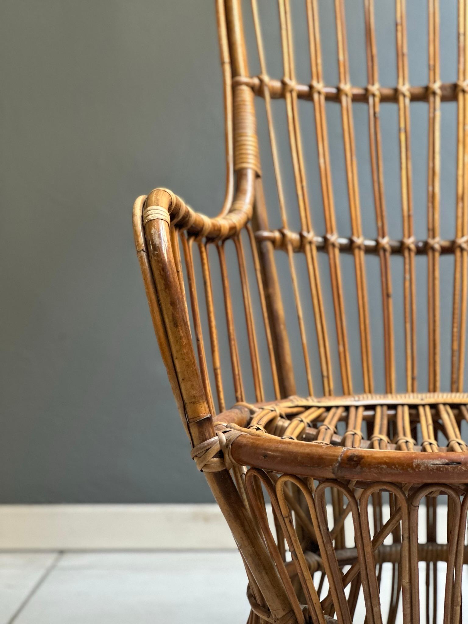 Mid-Century Modern, Wicker armchair from the fifties, Italian manufacture For Sale 4