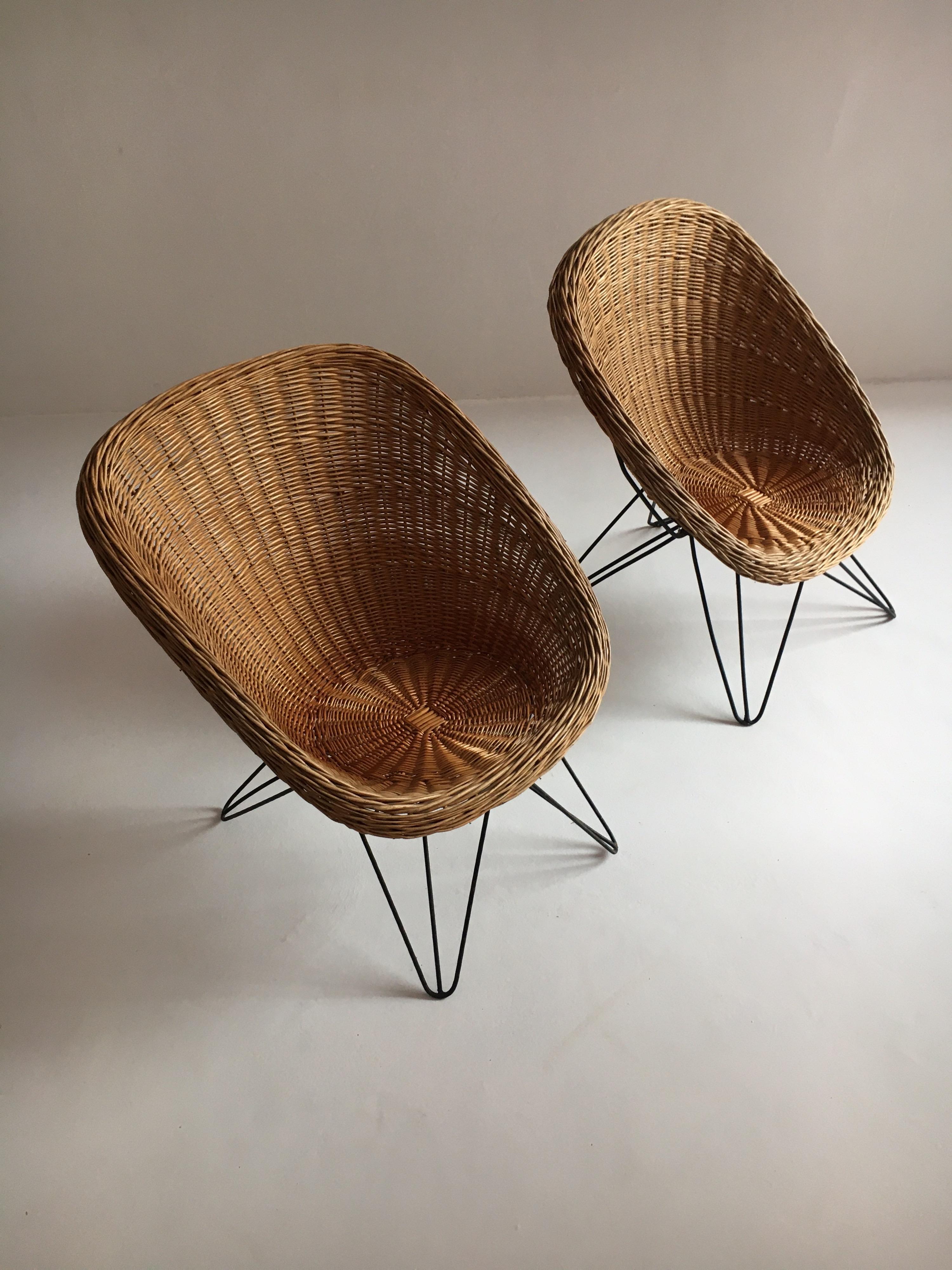 Mid-Century Modern wicker basket chairs hairpin legs, Austria, 1950s.