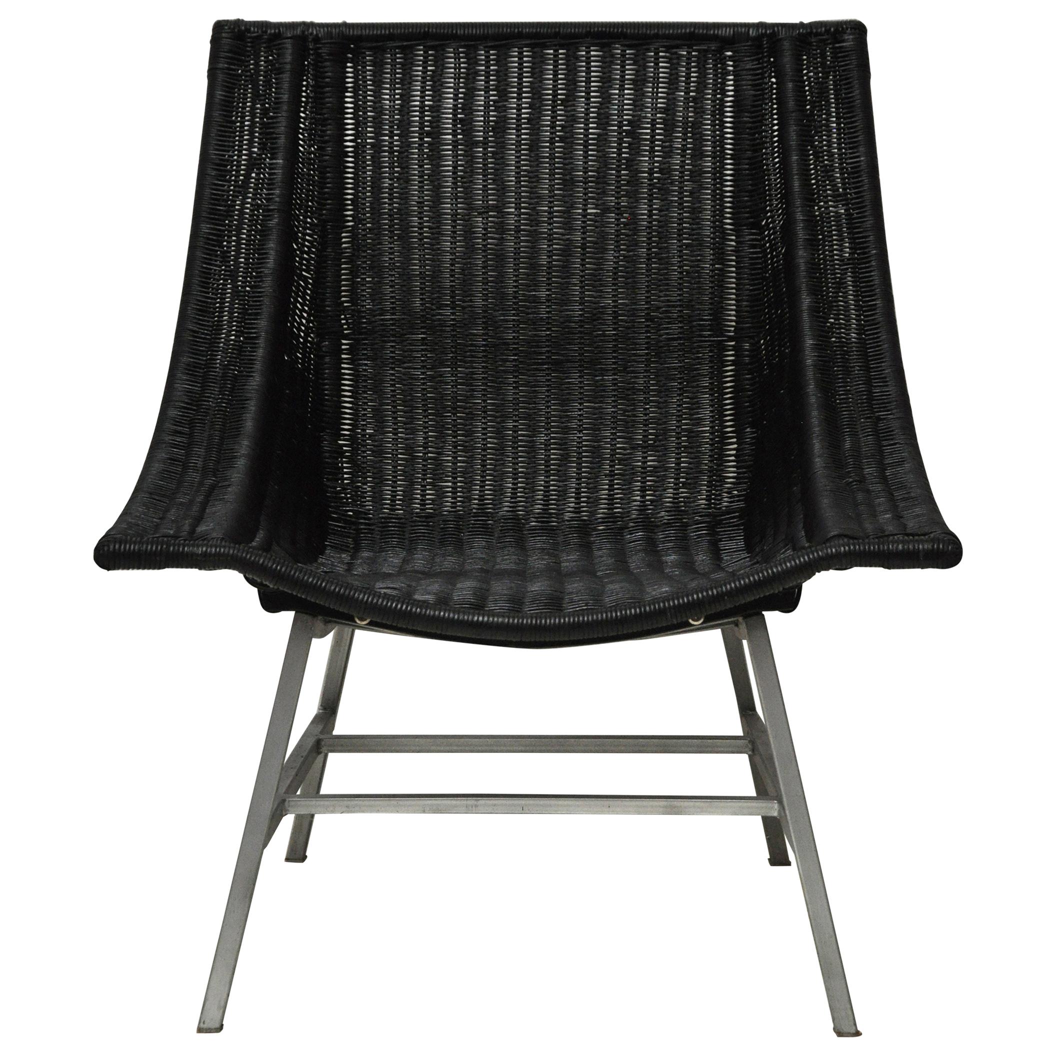 Mid-Century Modern Wicker Chair For Sale