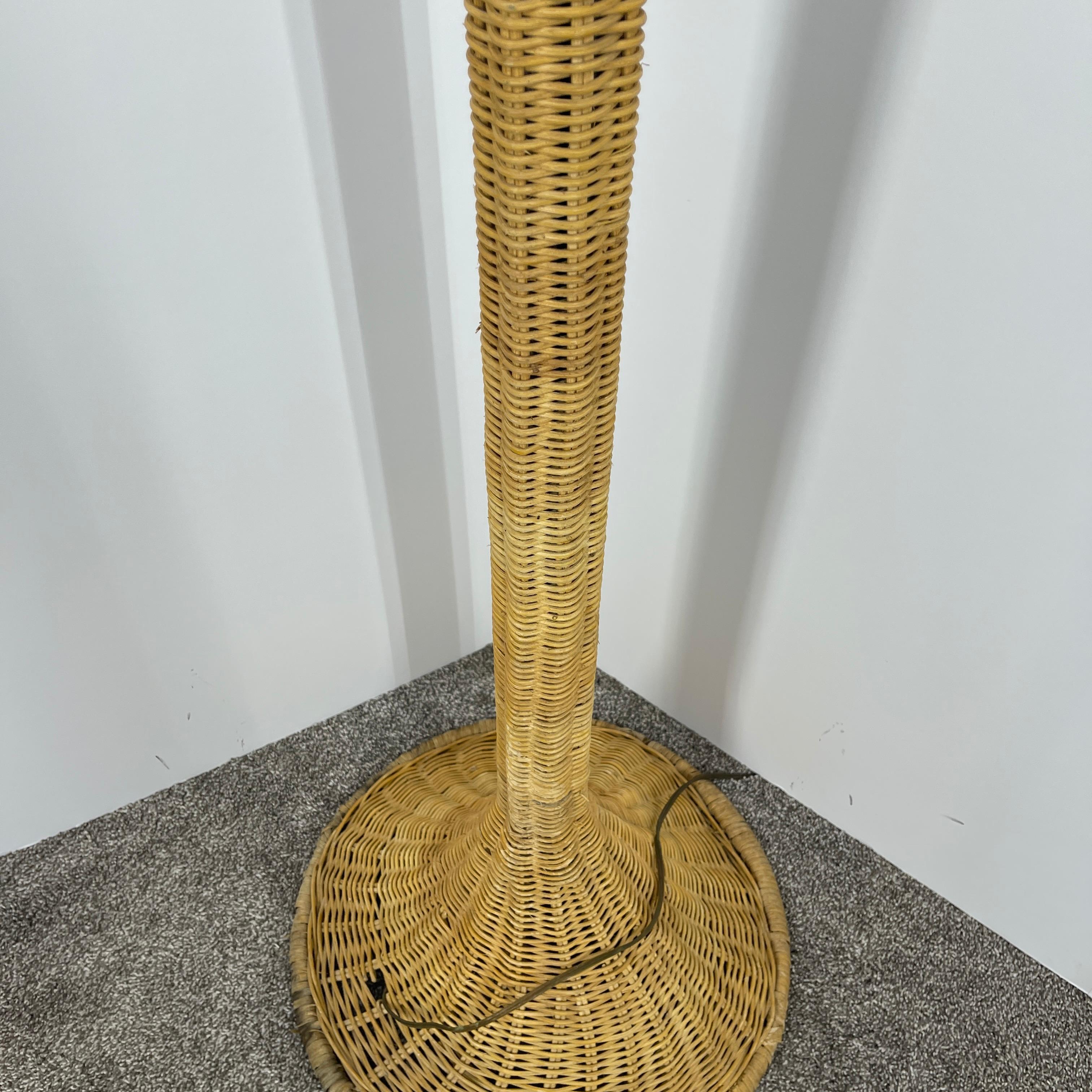 Mid-Century Modern Wicker Floor Lamp with Wicker Shade 8