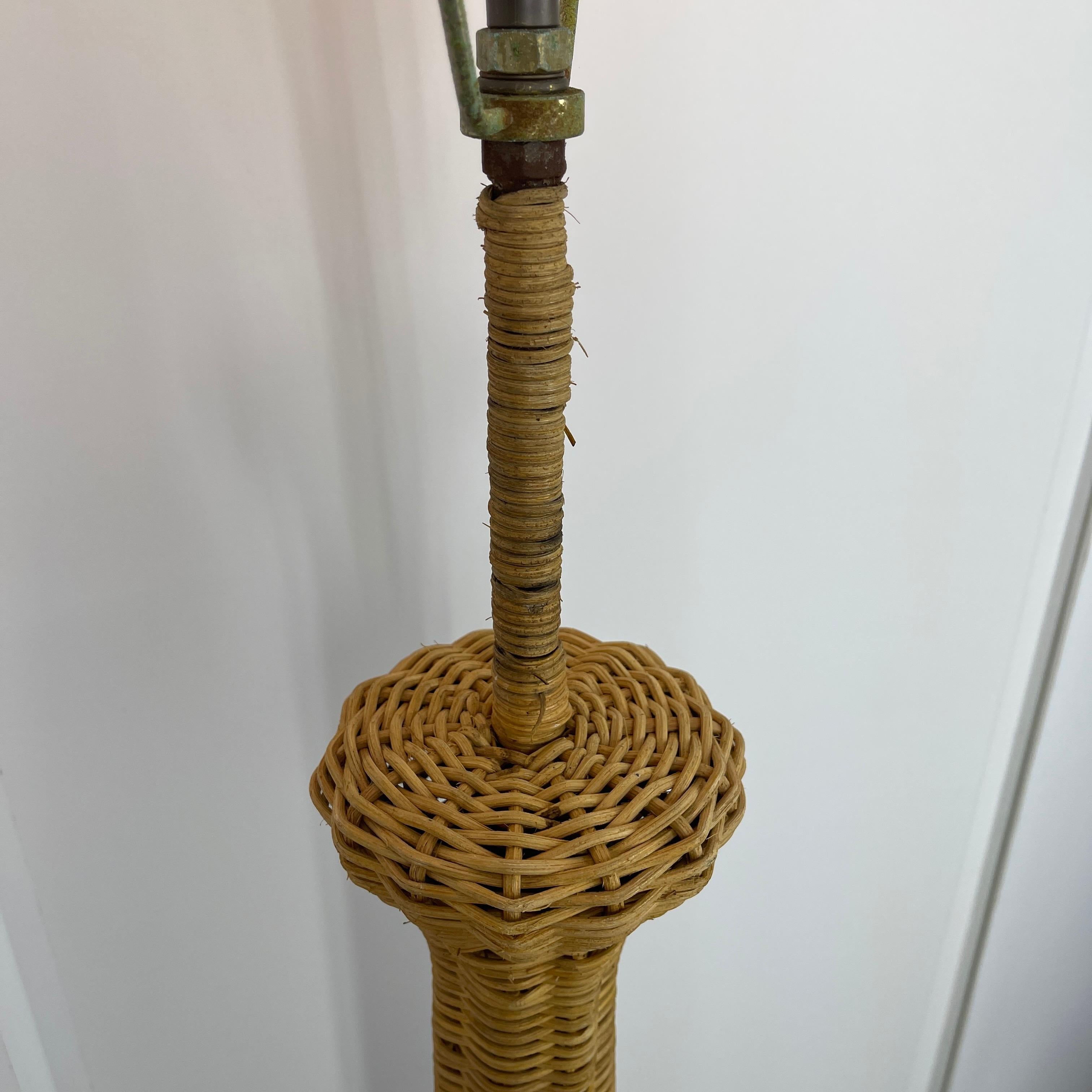 Mid-Century Modern Wicker Floor Lamp with Wicker Shade 9