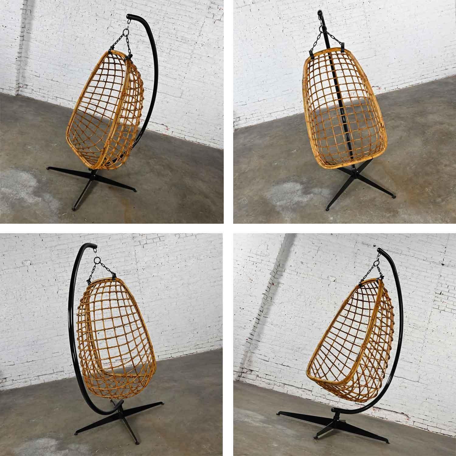 Mid-Century Modern Wicker Rattan Hanging Basket Chair & Black Painted Stand 6
